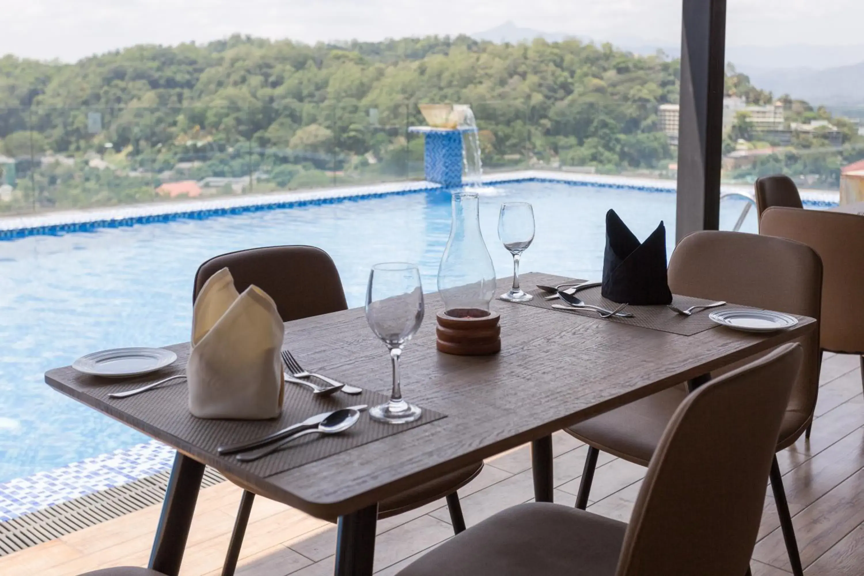 Swimming pool in Serene Kandy Swimming pool in Serene Kandy