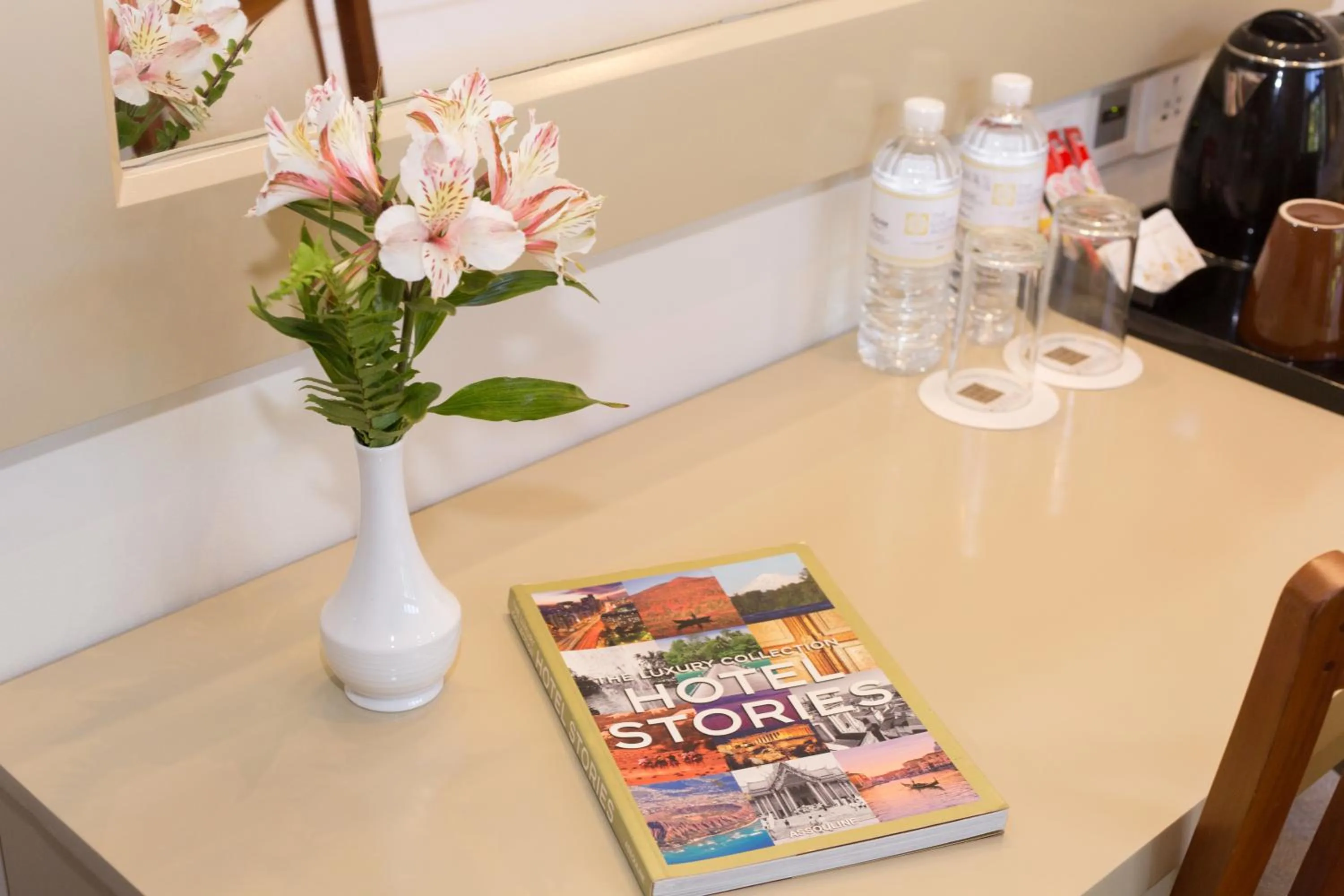 Drinks in Serene Kandy