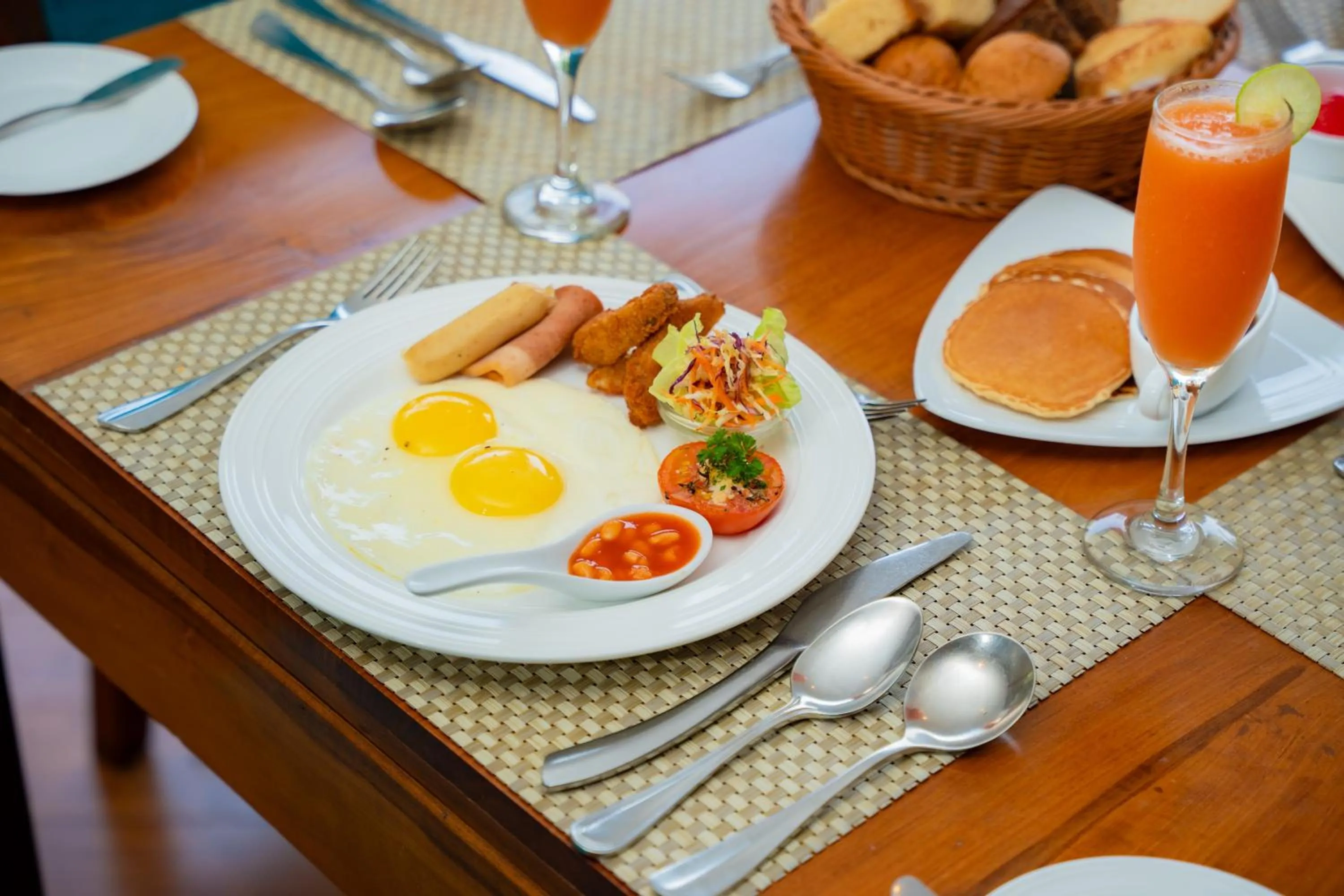 Food and drinks in Serene Kandy