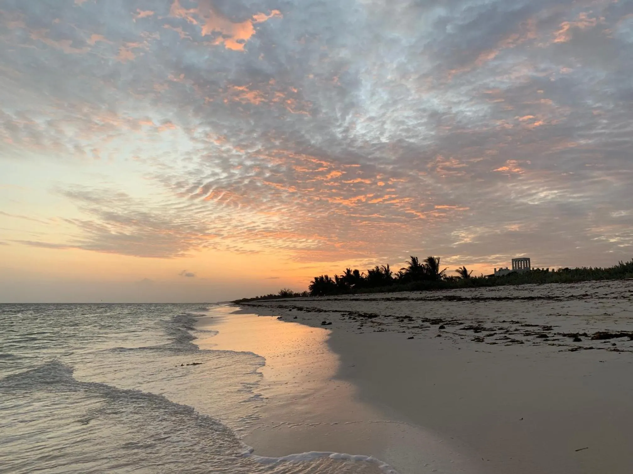 Beach in Life Resort St. Thomas Royal Palm