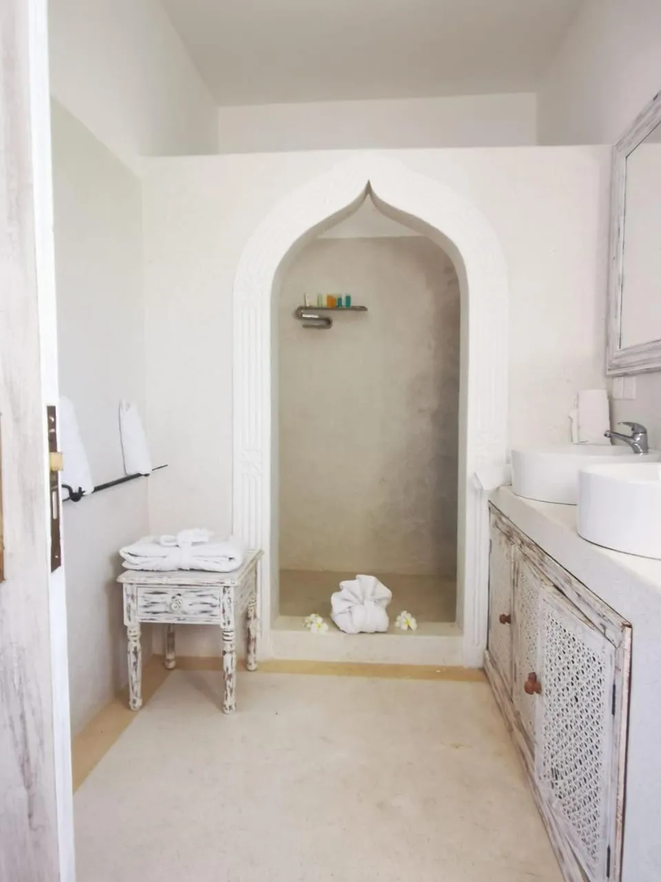 Bathroom in Life Resort St. Thomas Royal Palm