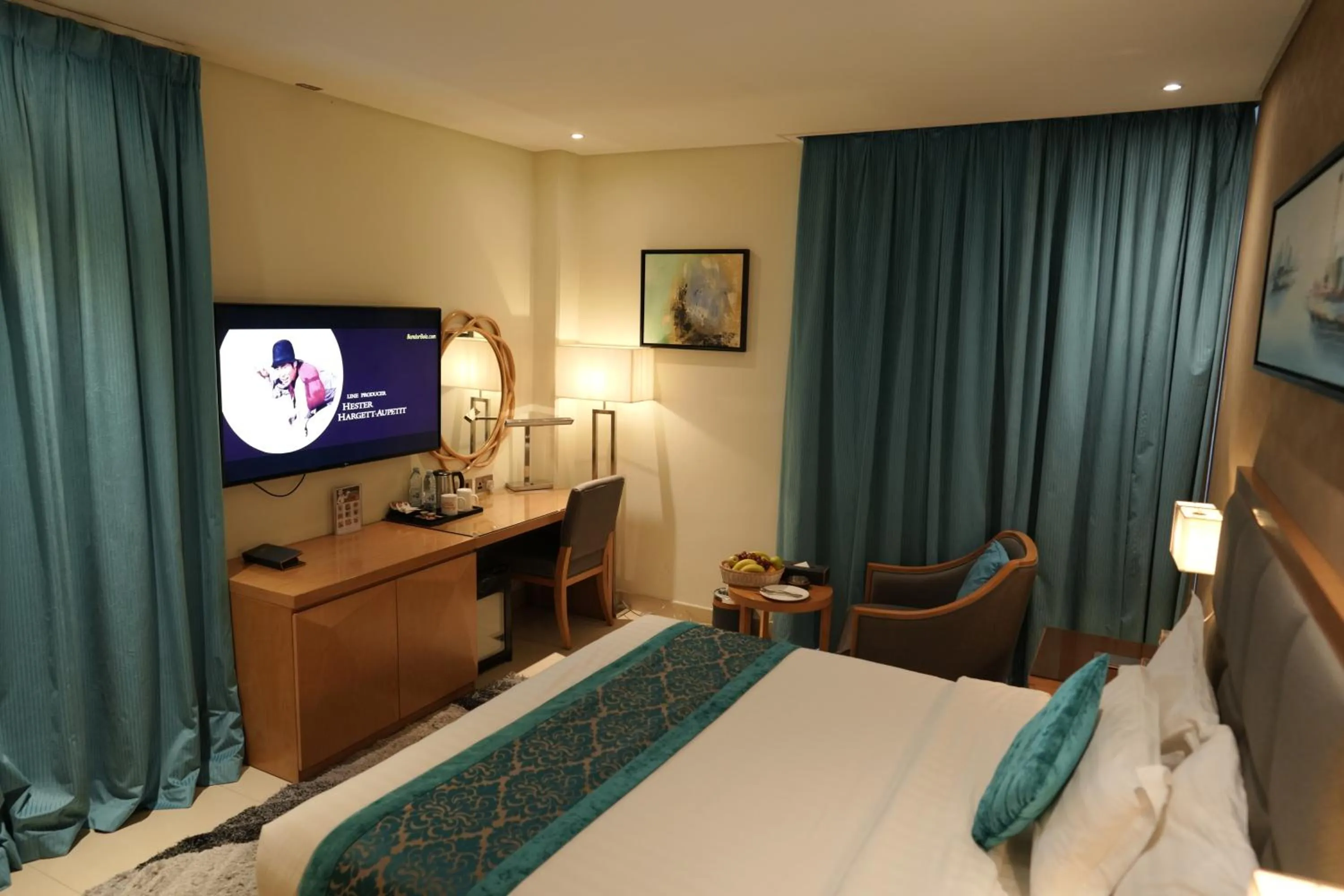 TV and multimedia, Bed in Meshal Hotel
