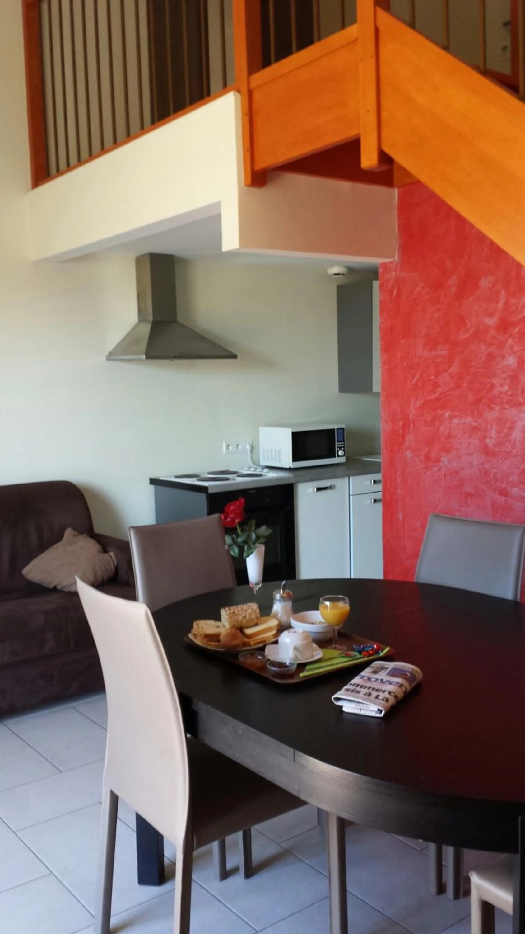 Dining area in Allotel