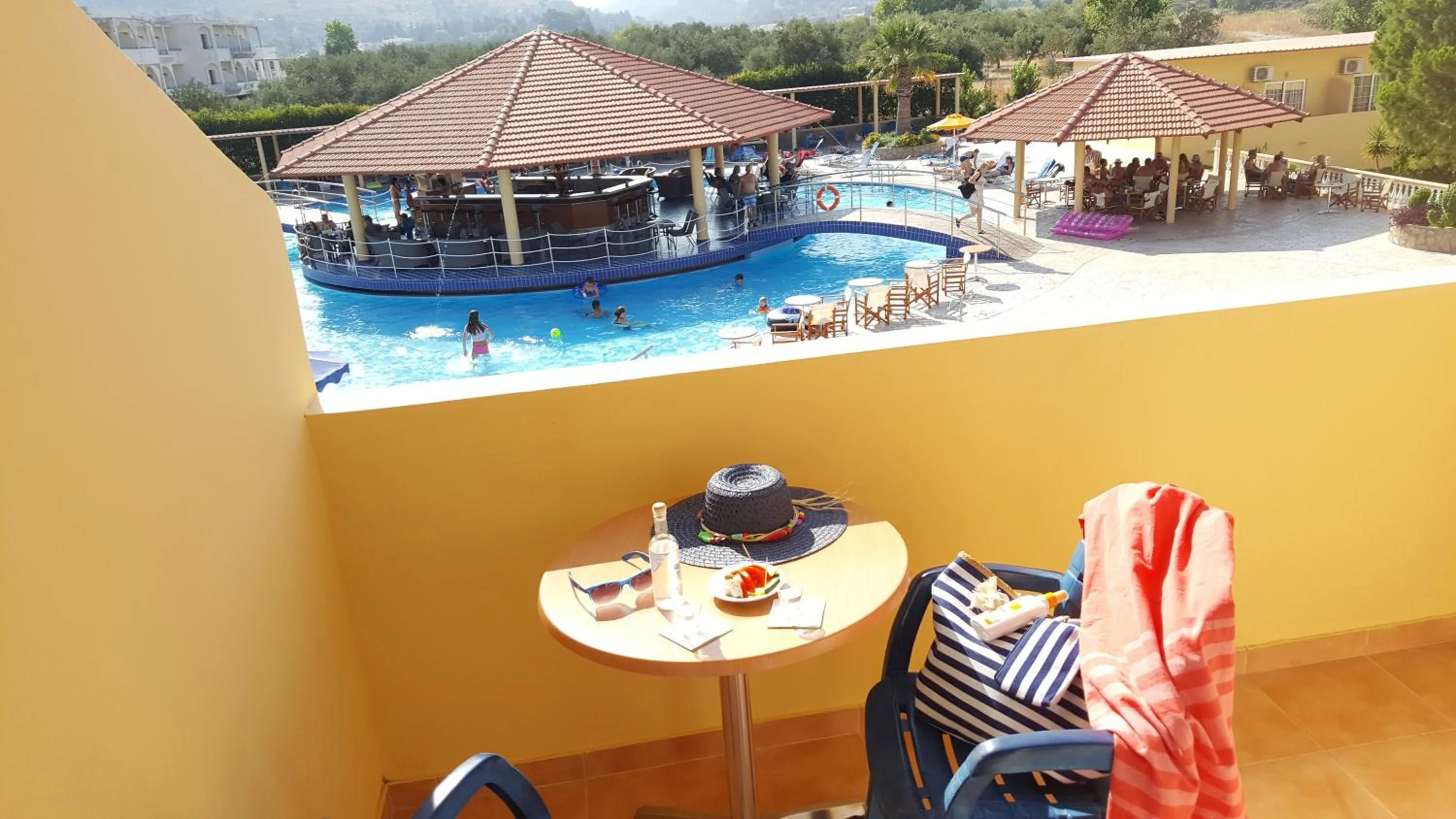 Food and drinks in Fantasy Hotel