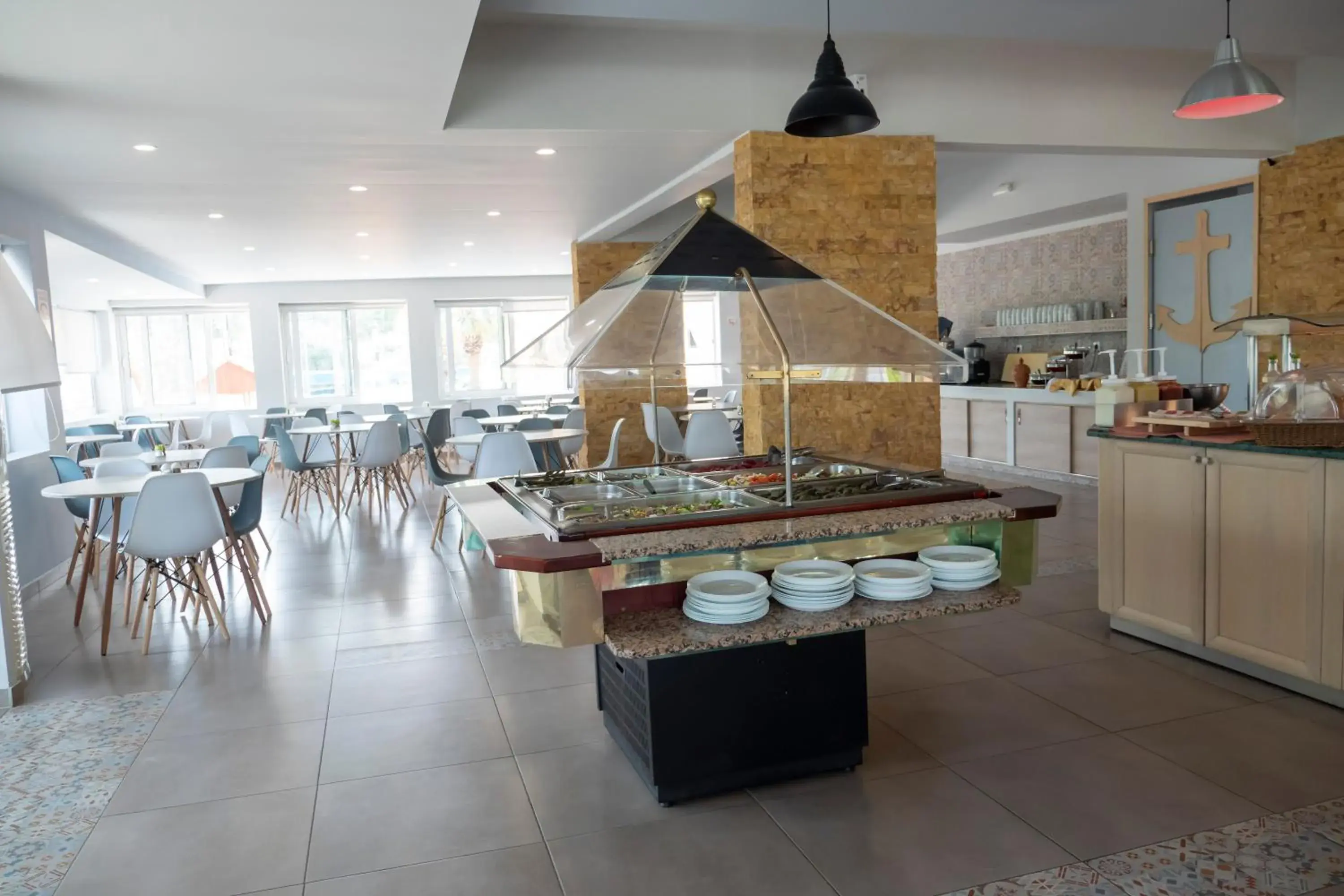 Restaurant/places to eat in Fantasy Hotel Restaurant/places to eat in Fantasy Hotel