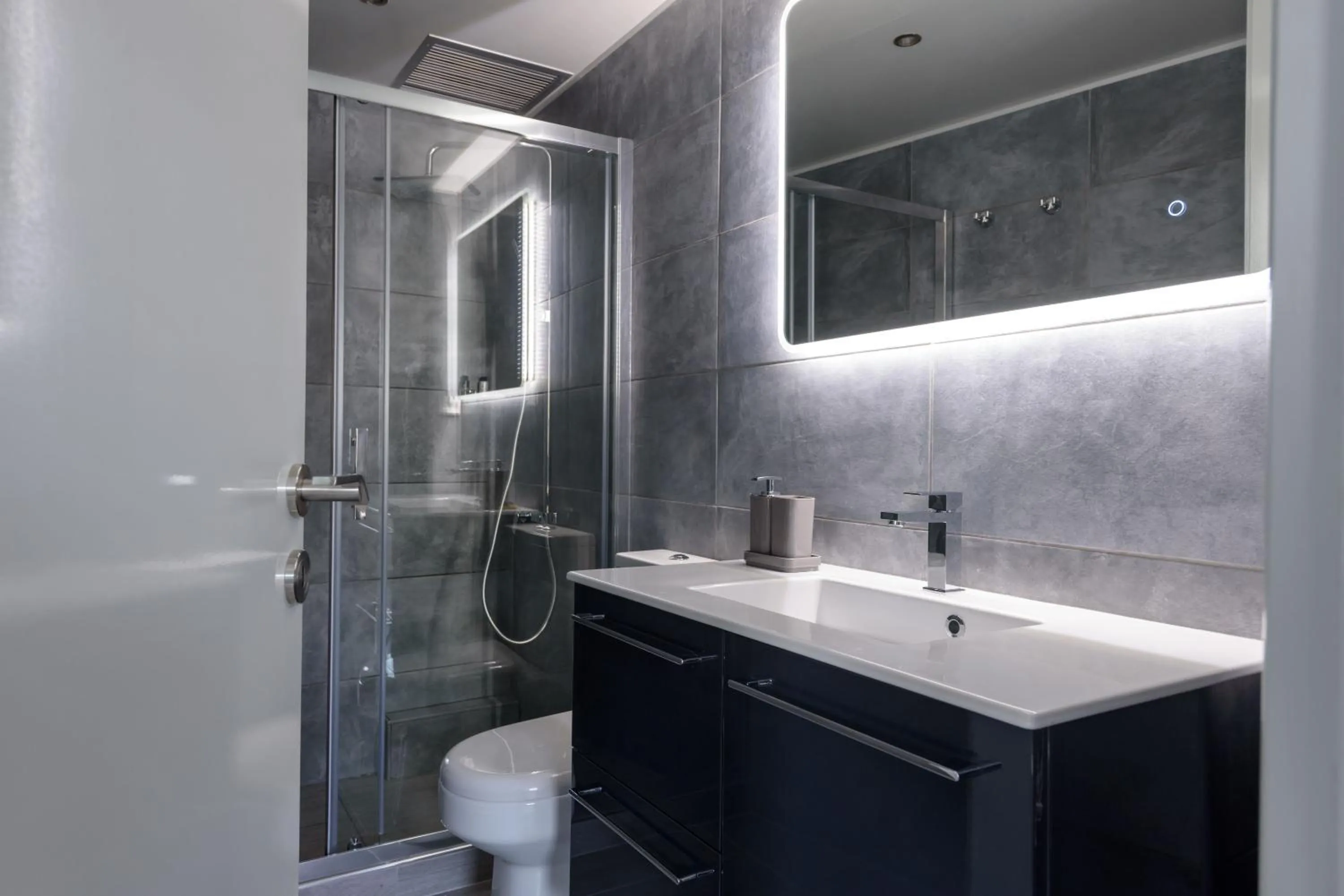 Bathroom in Fos Residential Apartments