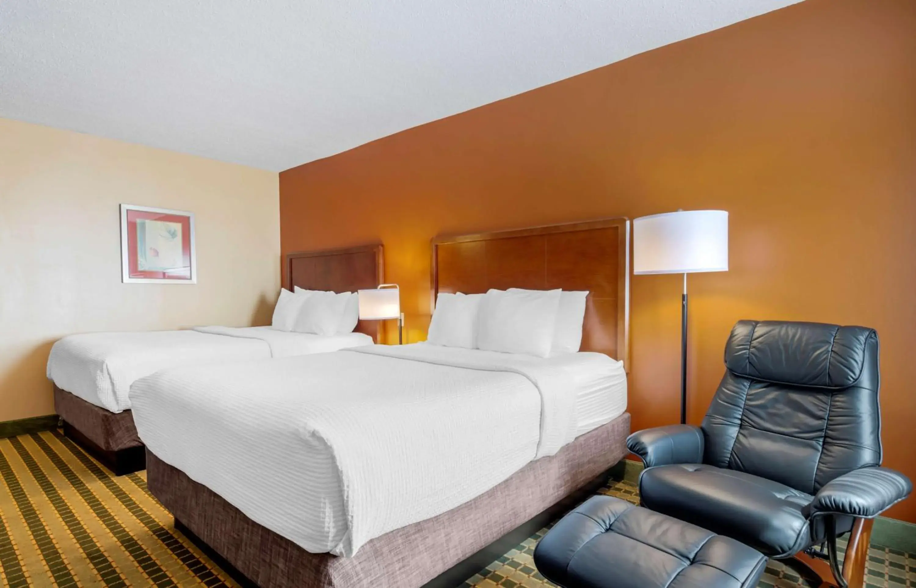 Bedroom, Bed in BEST WESTERN PLUS Inn at Valley View Bedroom, Bed in BEST WESTERN PLUS Inn at Valley View