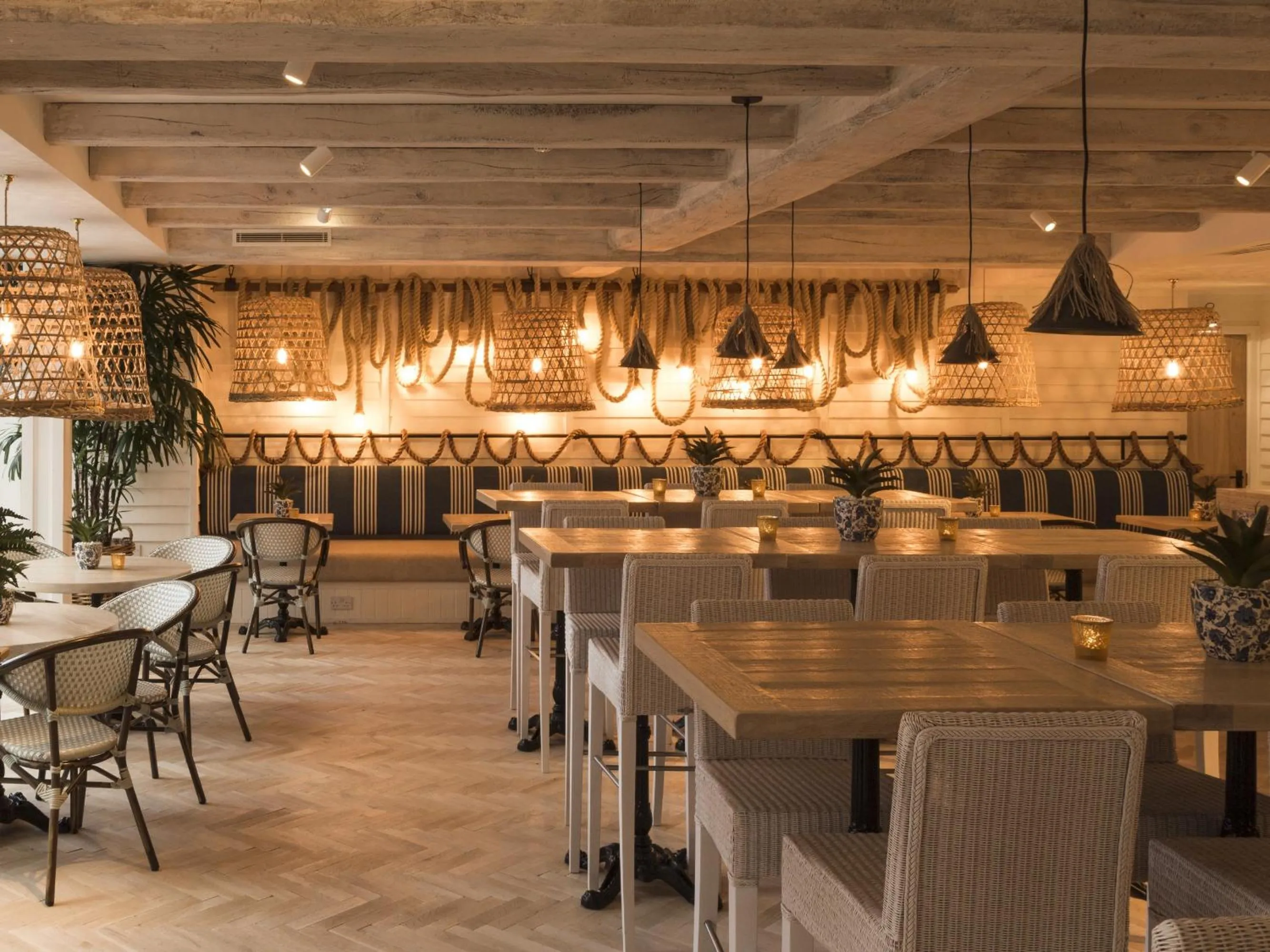 Lounge or bar in Sandy Mount House