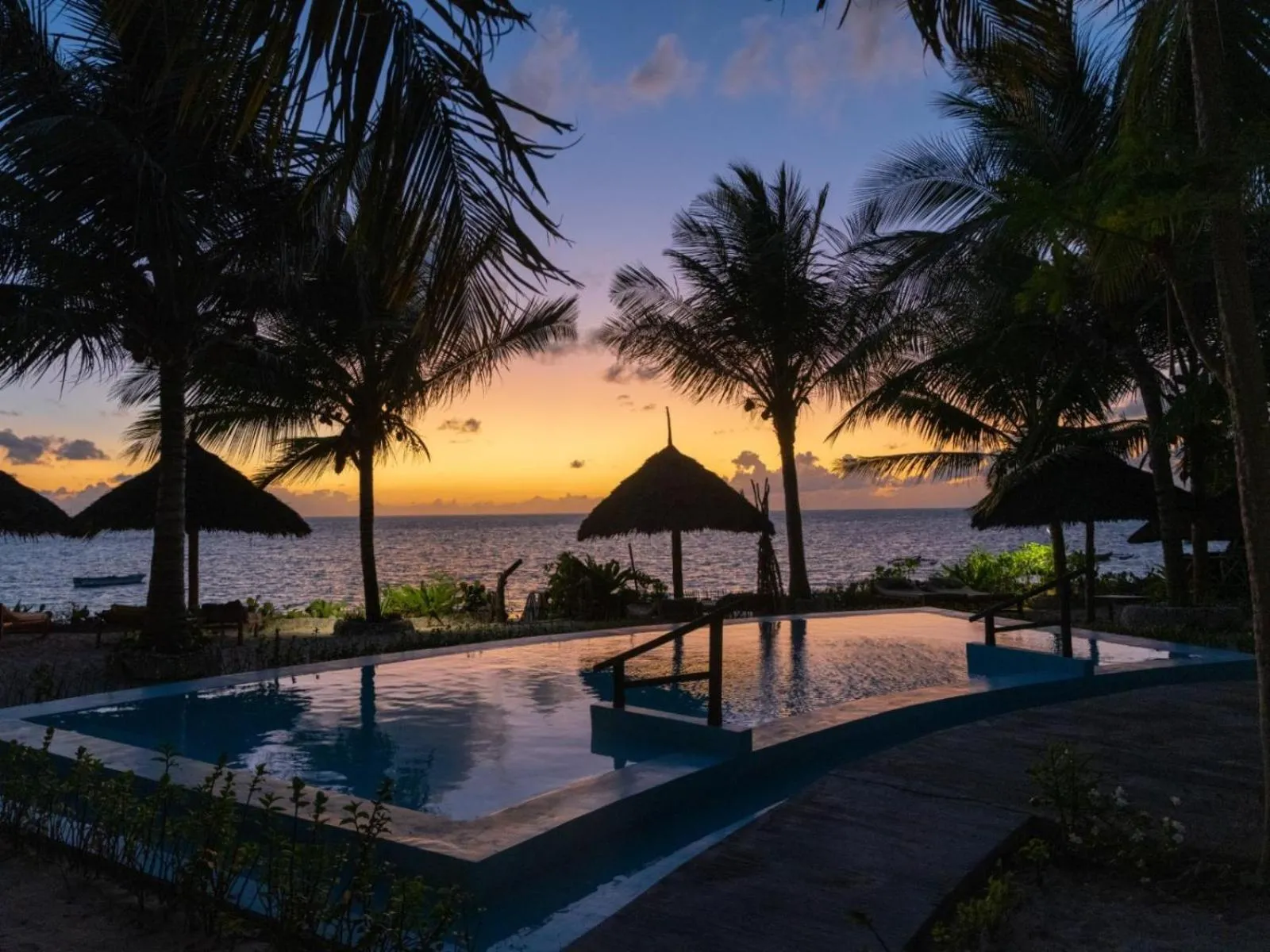 Pool view in Villa Juliana