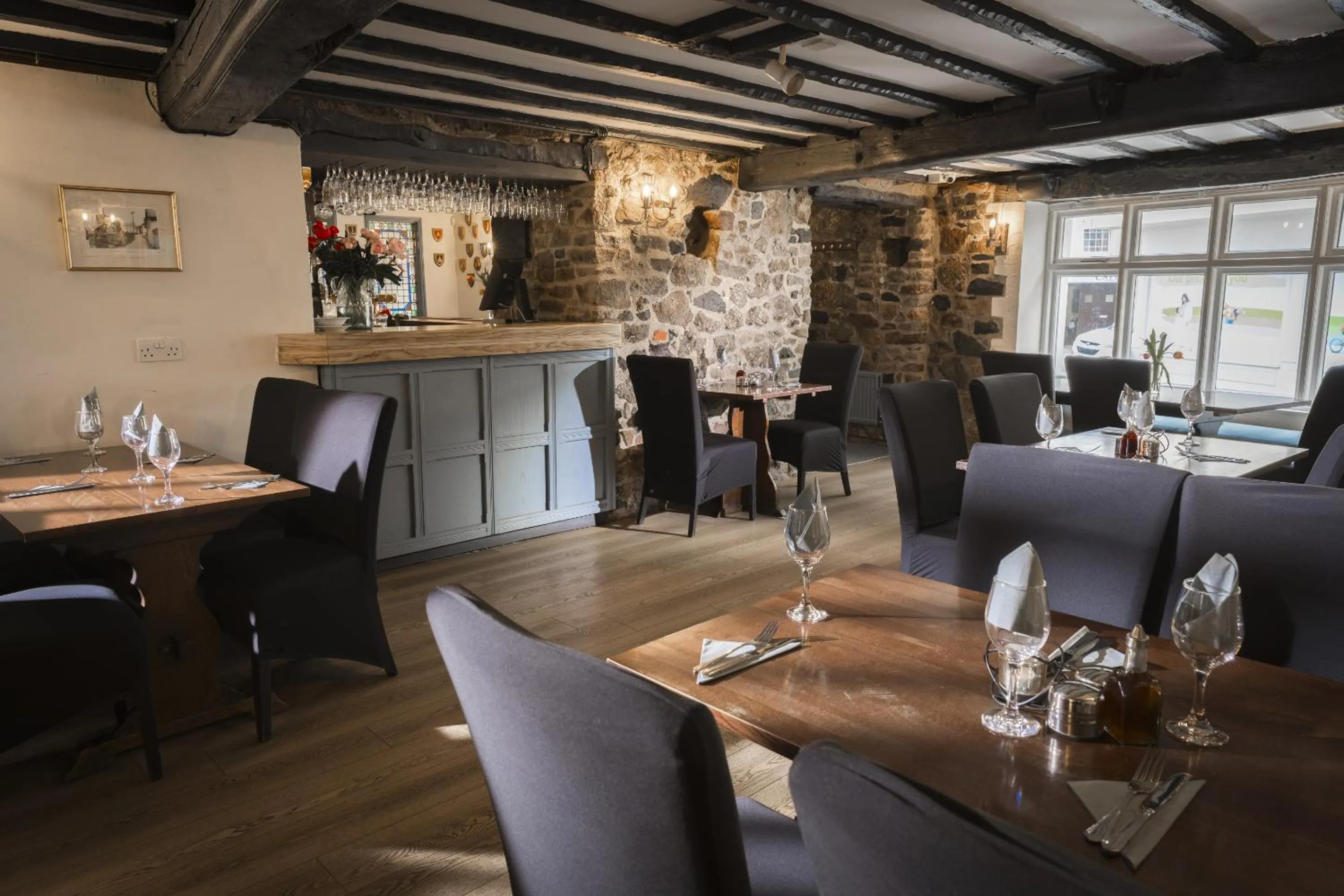 Dining area in The Cromwell Arms Inn