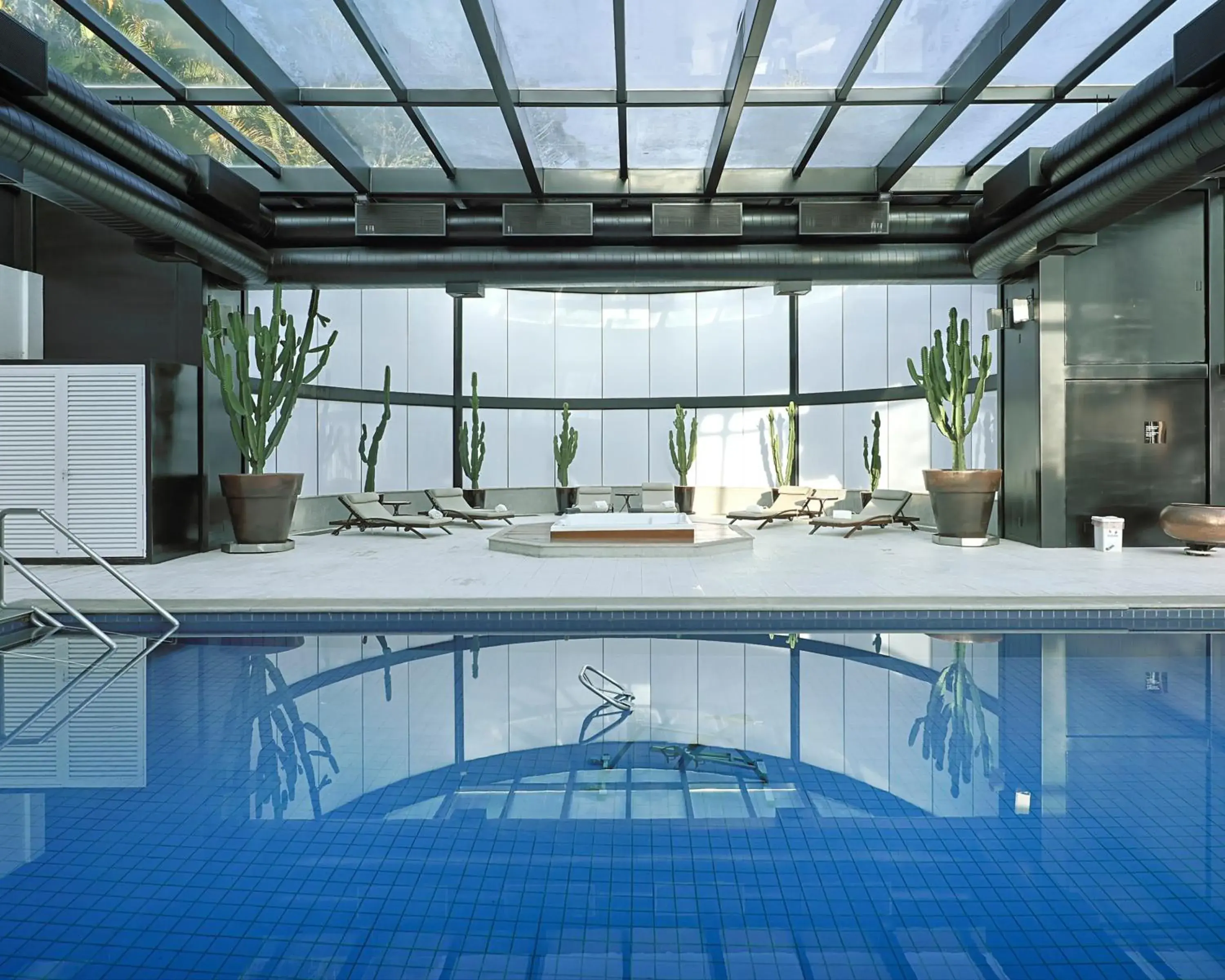 Swimming pool in Unique Garden Swimming pool in Unique Garden