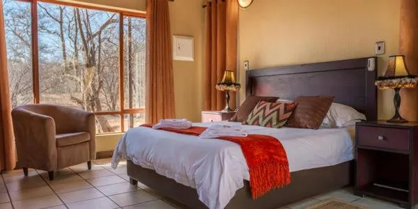 Four-Bedroom House in Warthogs Rest