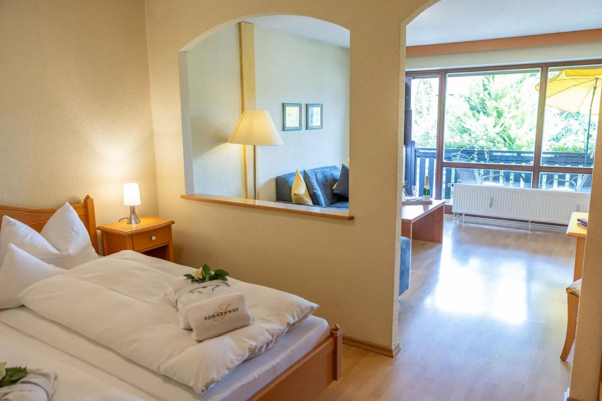 Bedroom, Bed in Hotel Sonnenhof