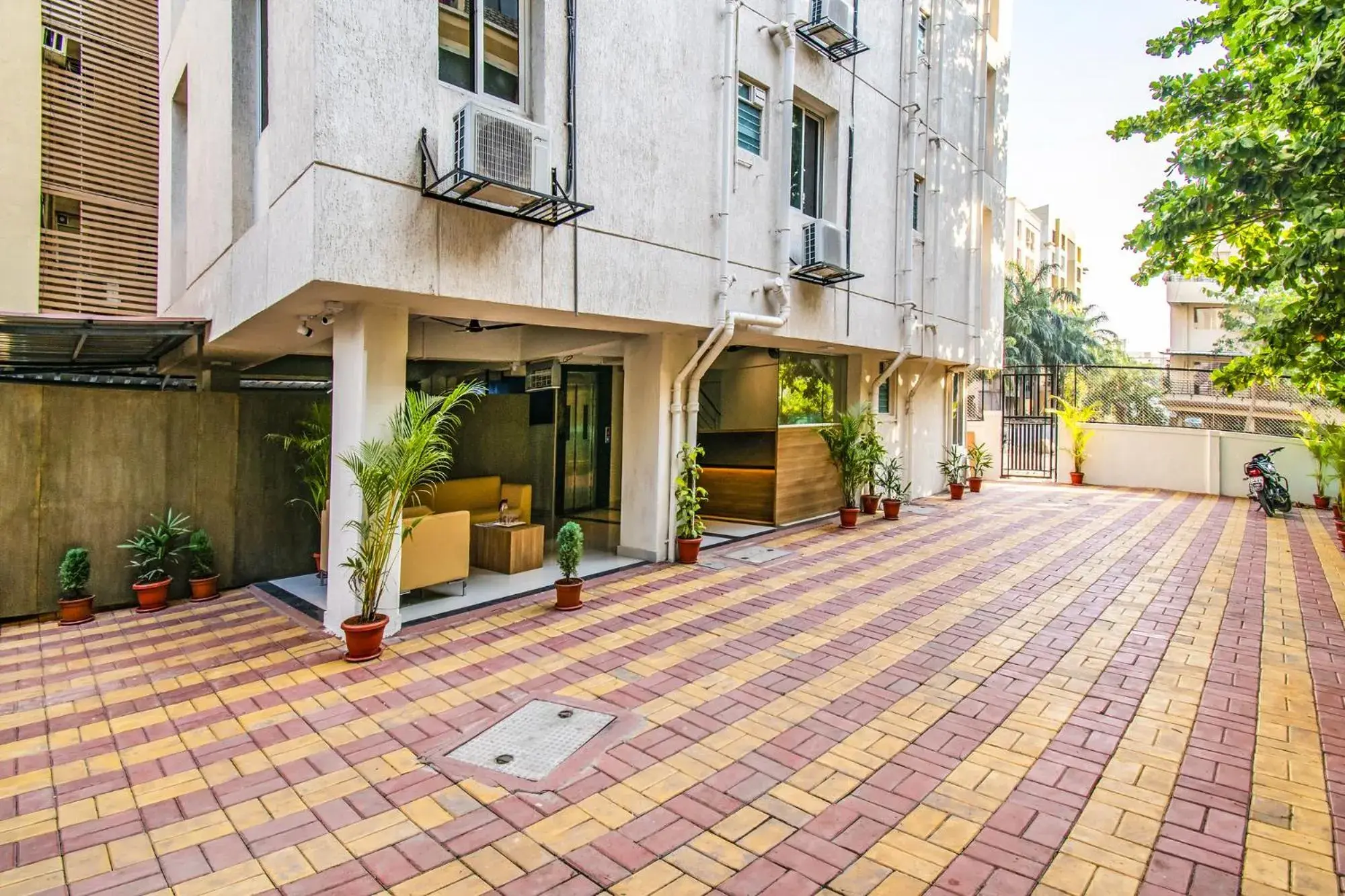 Facade/entrance in FabExpress Marvel Bliss - Nr Trump Towers Facade/entrance in FabExpress Marvel Bliss - Nr Trump Towers