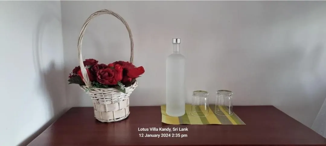 Text overlay in Lotus Villa Kandy