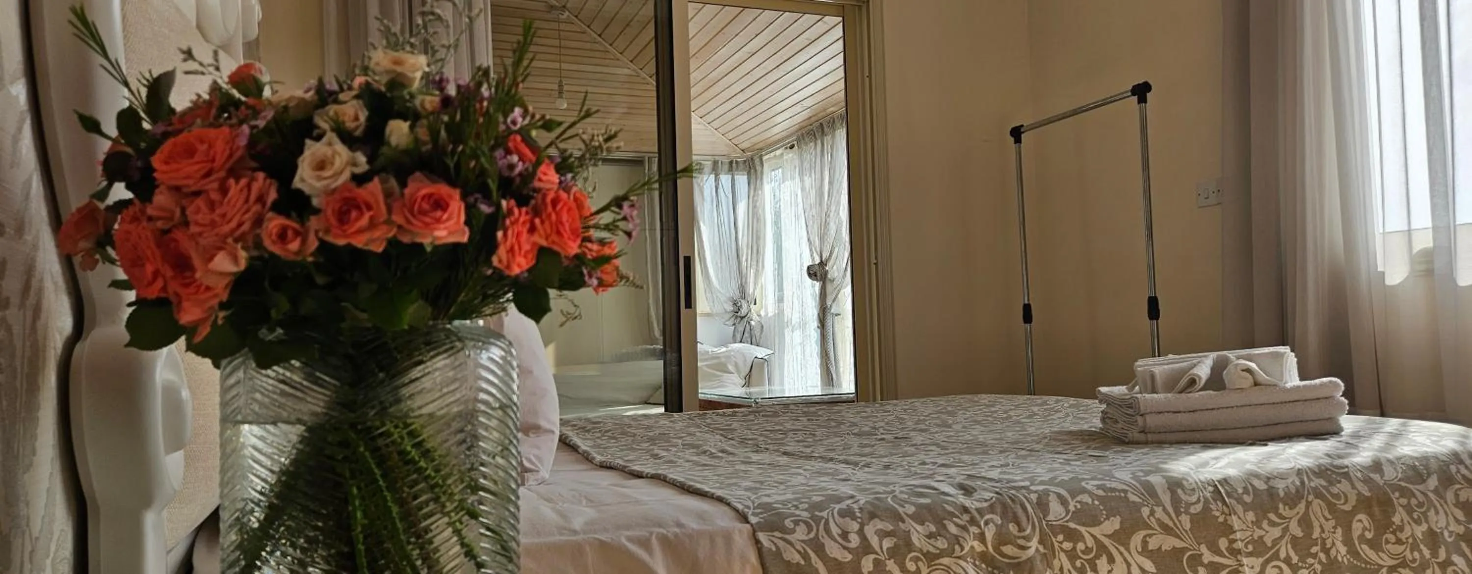 Bed in SeaView 6 Bedroom Villa & Private Pool