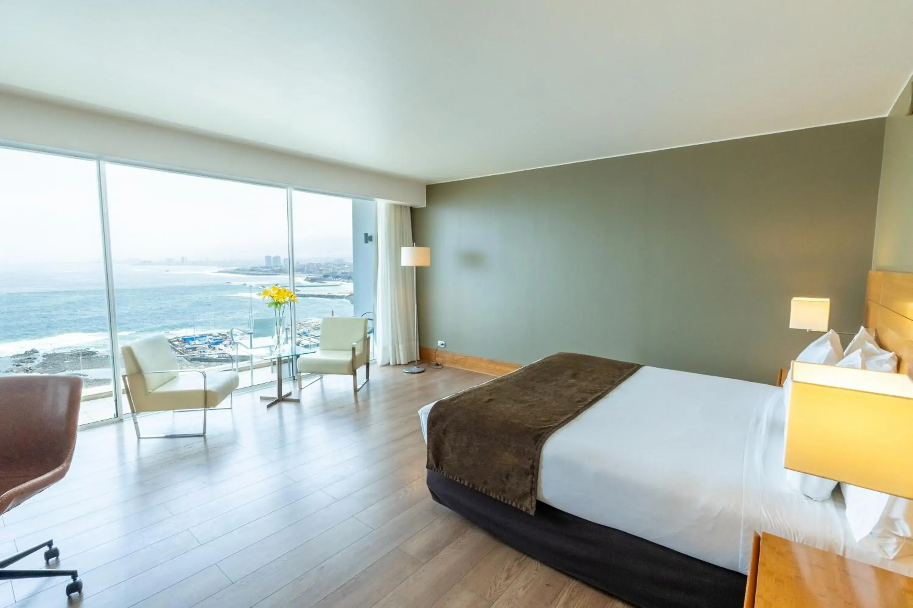 King Suite with Sea View - single occupancy in Terrado Suites Antofagasta King Suite with Sea View - single occupancy in Terrado Suites Antofagasta