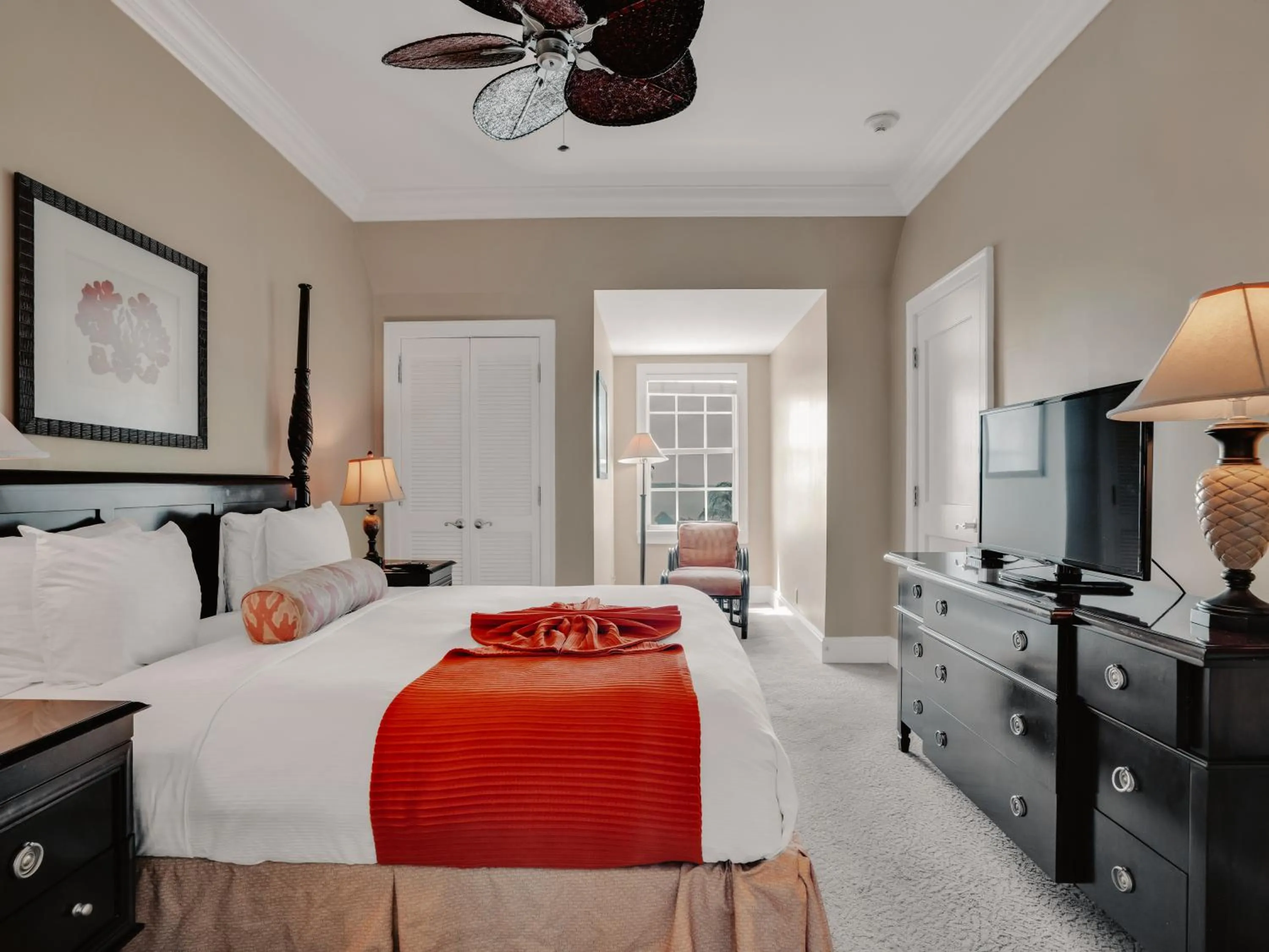 Bed in Valentines Resort & Marina