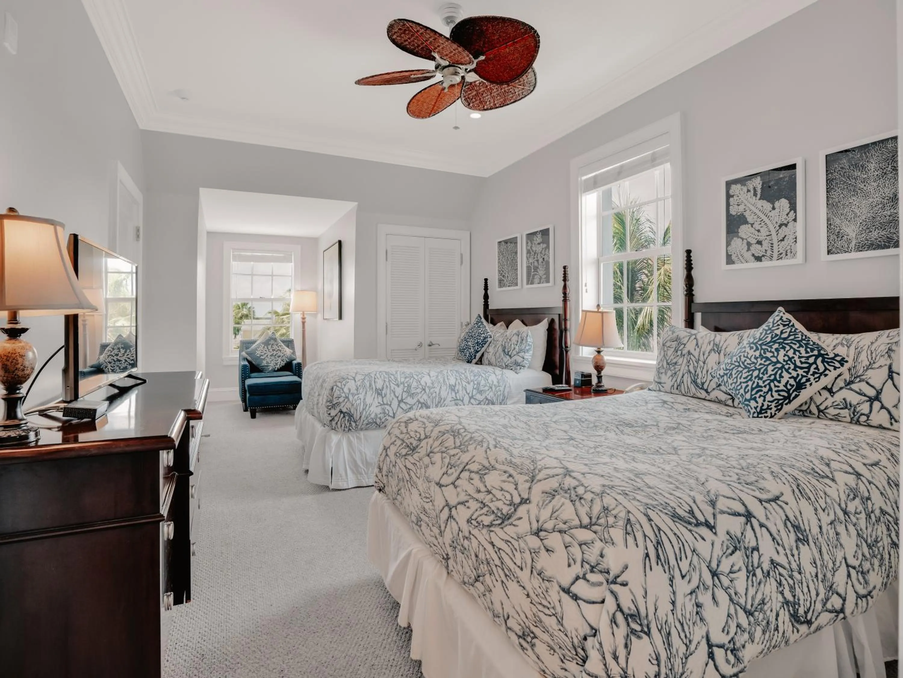 Bed in Valentines Resort & Marina