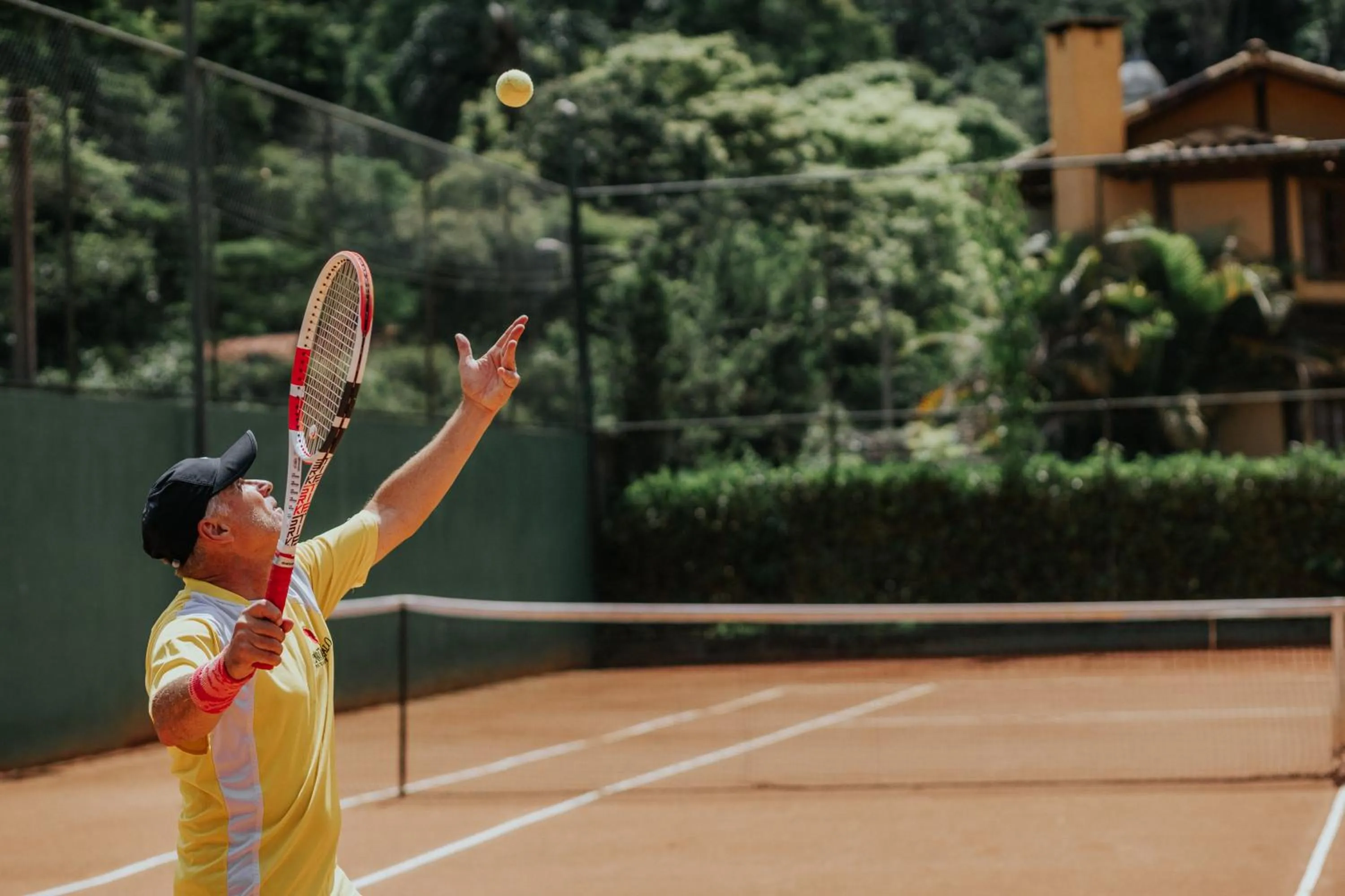 People in Pousada Cantagalo