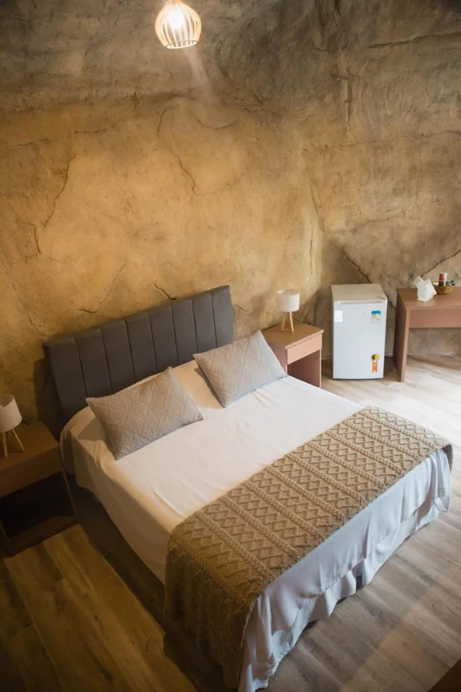 Bedroom, Bed in Pousada Cantagalo