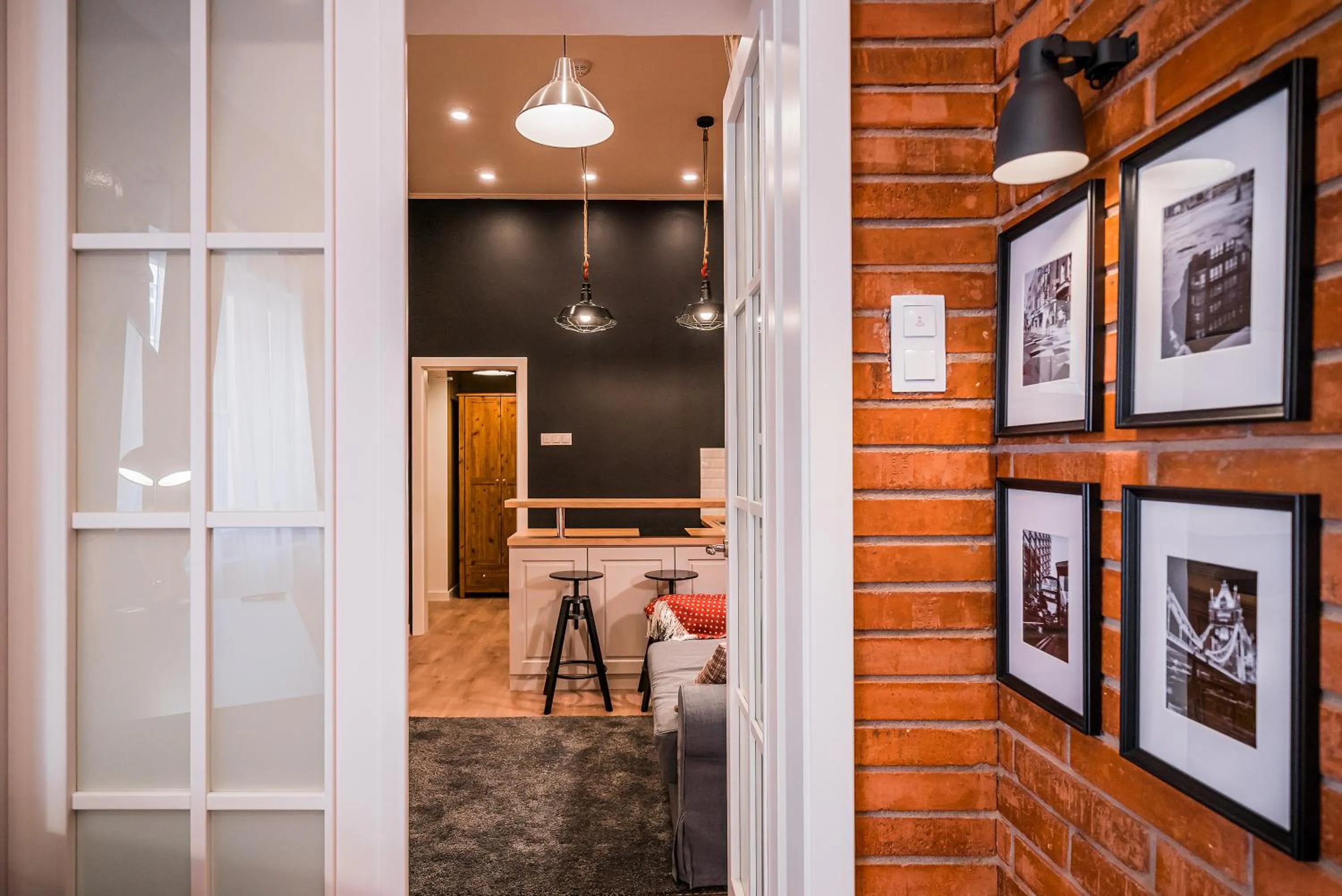 Photo of the whole room in Revelton Studios Karlovy Vary