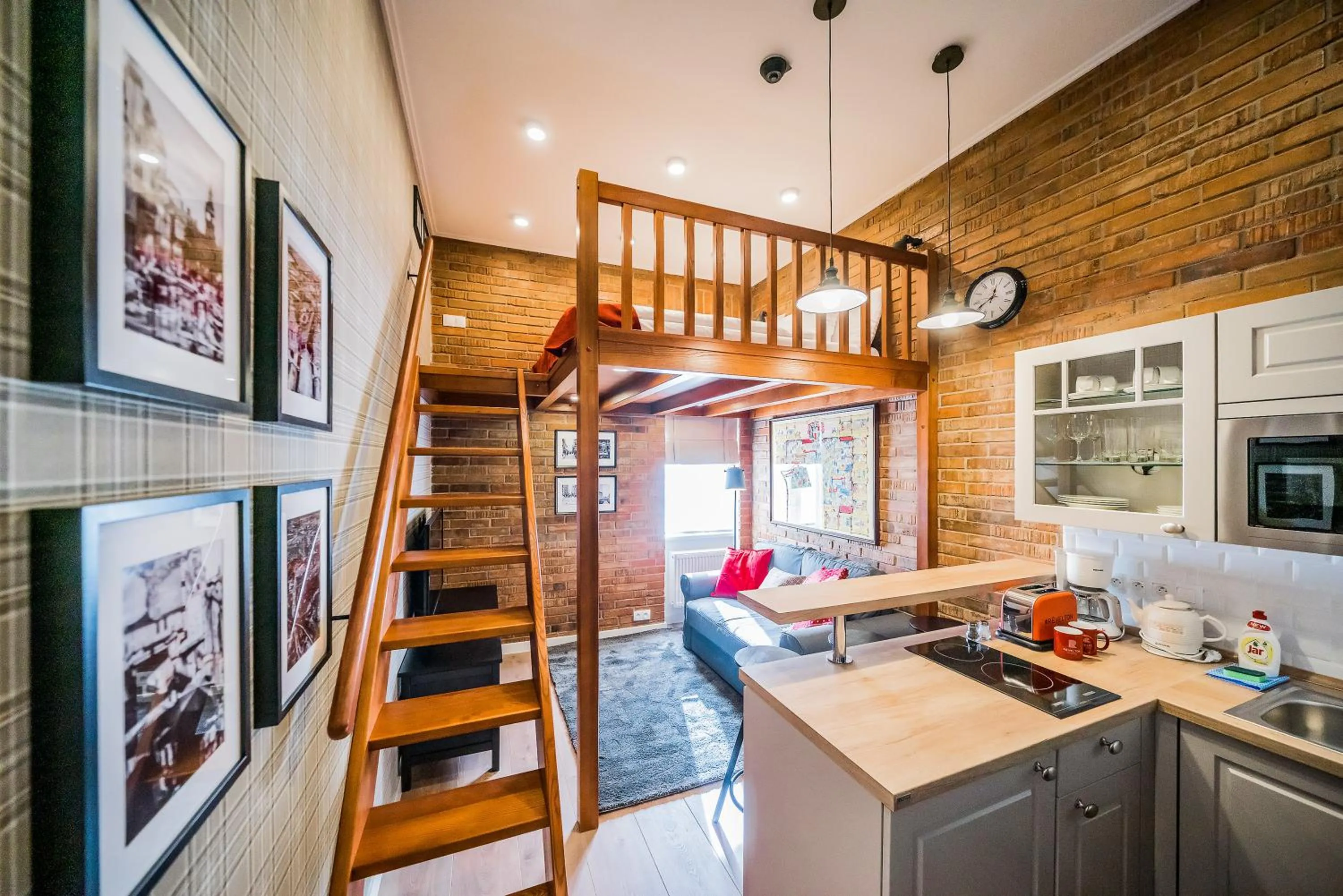 Photo of the whole room in Revelton Studios Karlovy Vary