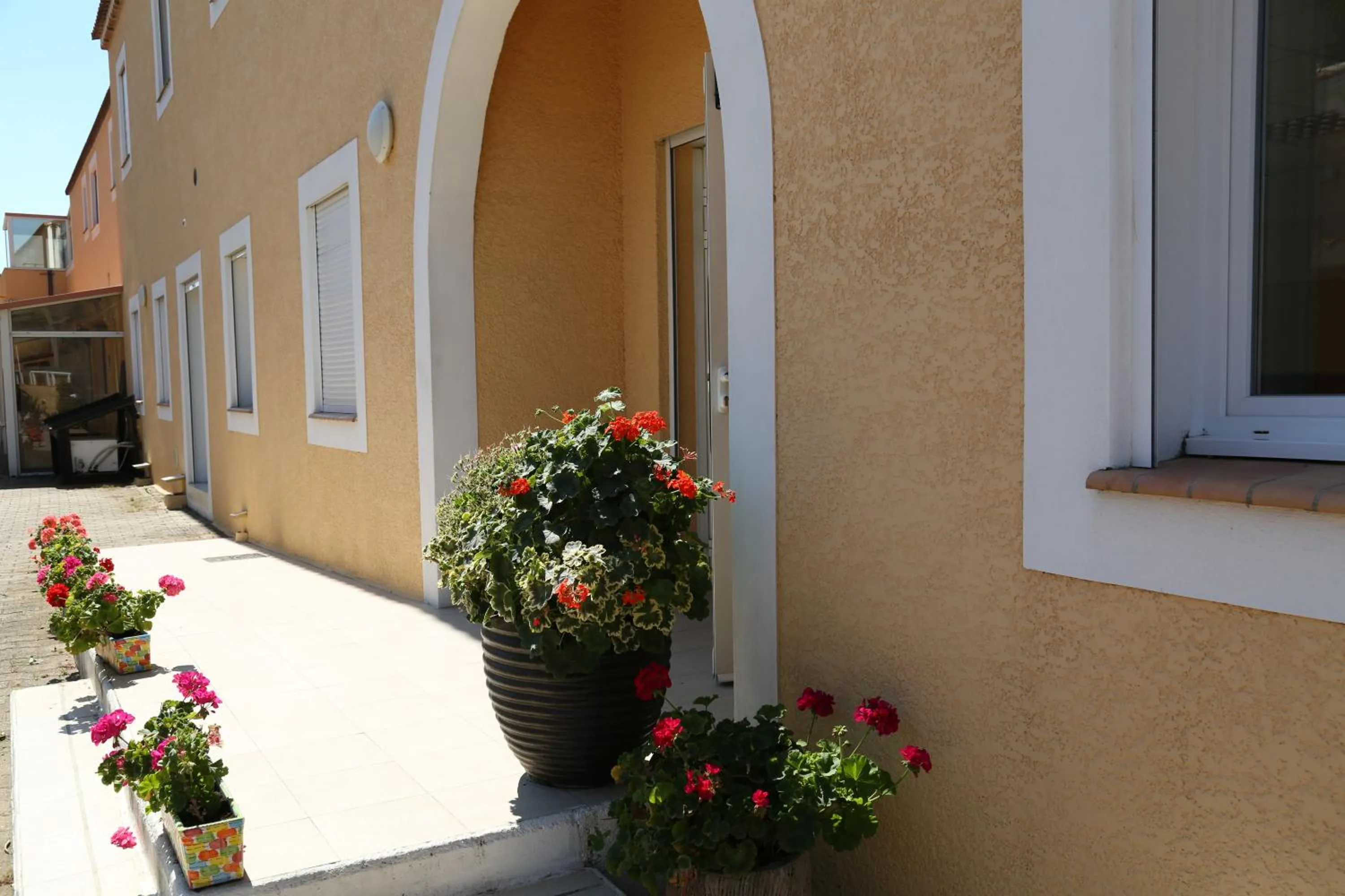 Facade/entrance in Hotel Myriam Vias Plage