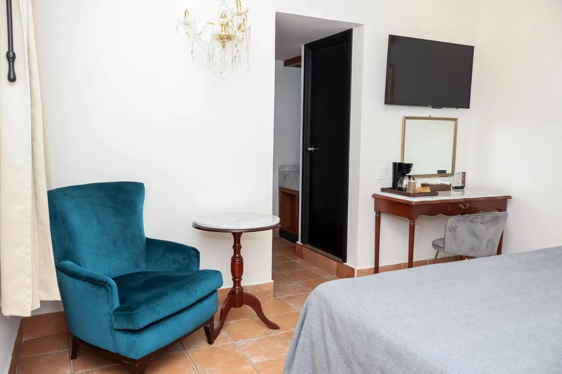 TV and multimedia, Bed in Hotel Boutique Naura Centro