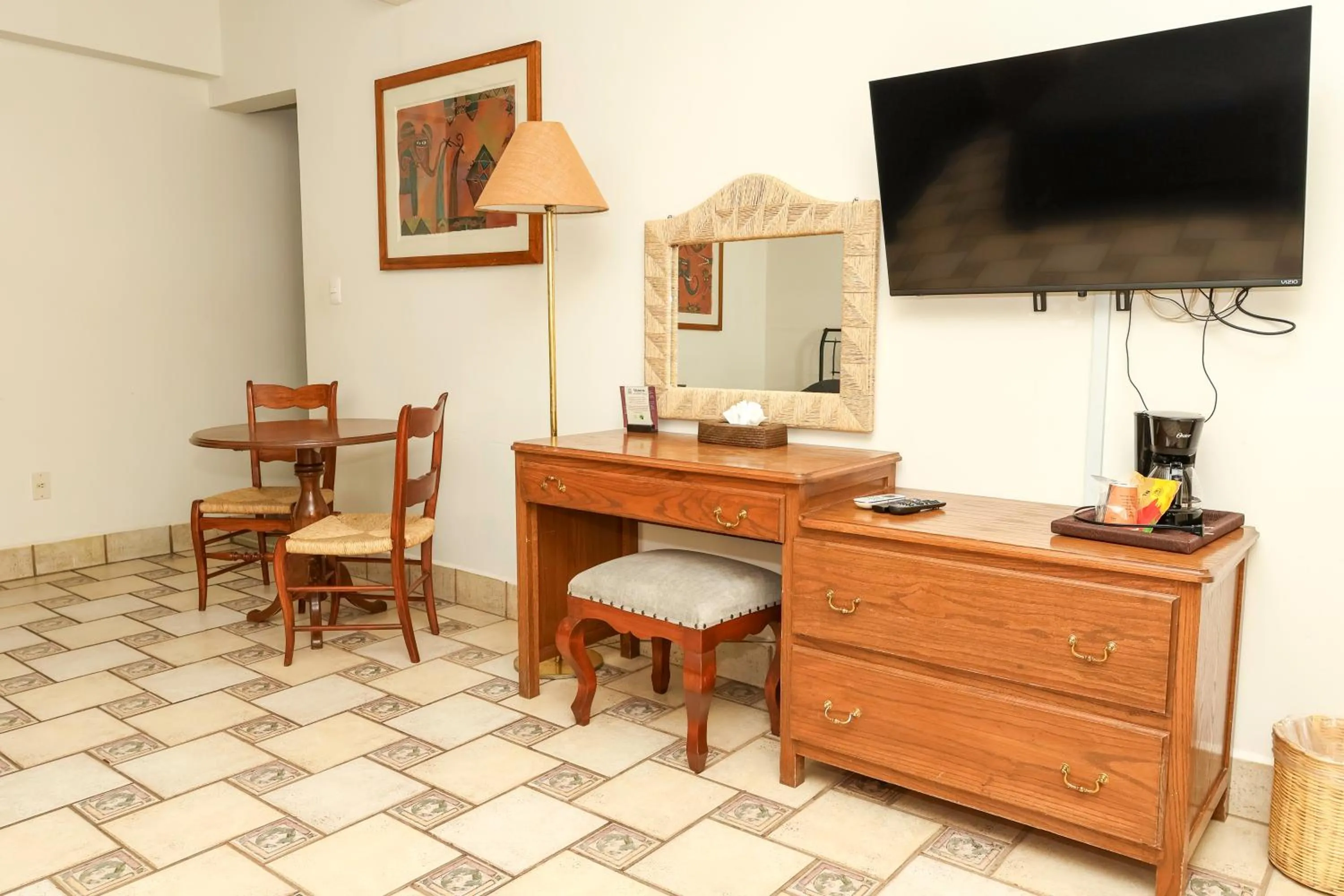 TV and multimedia in Hotel Boutique Naura Centro