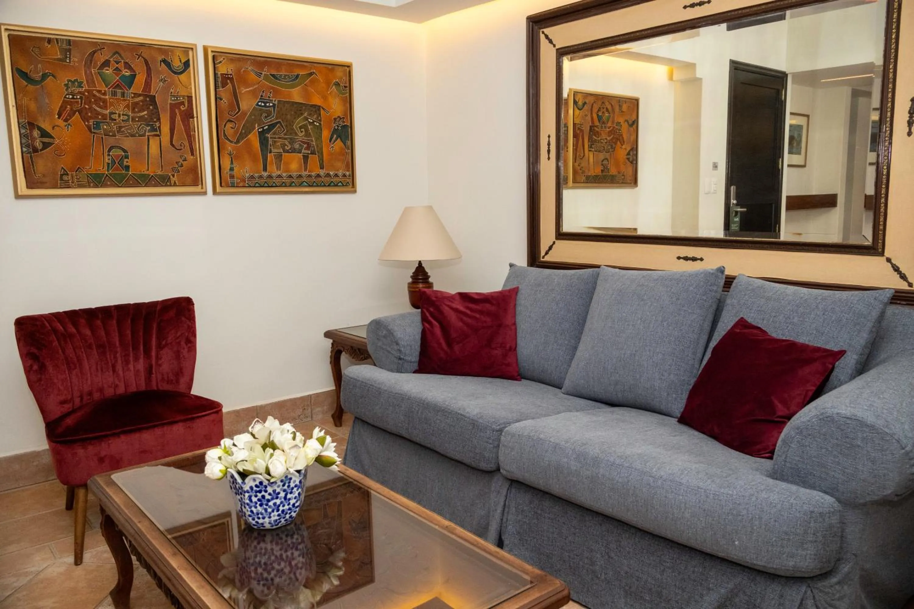 Living room in Hotel Boutique Naura Centro