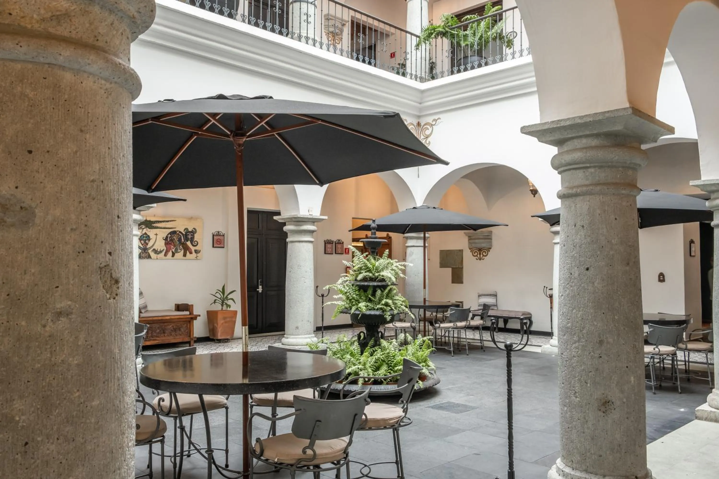 Patio in Hotel Boutique Naura Centro