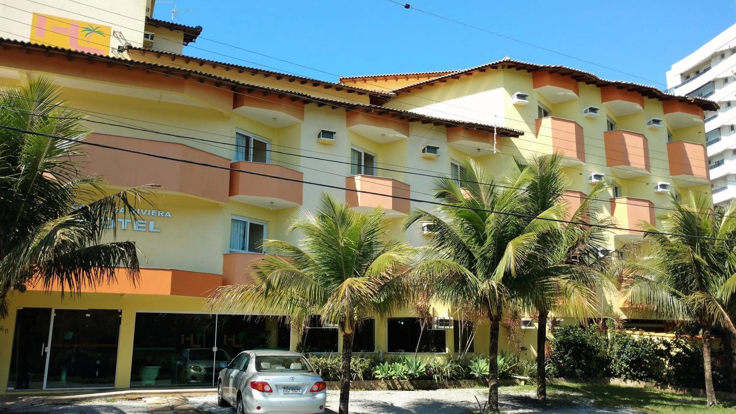 Property building in Hotel Canto da Riviera