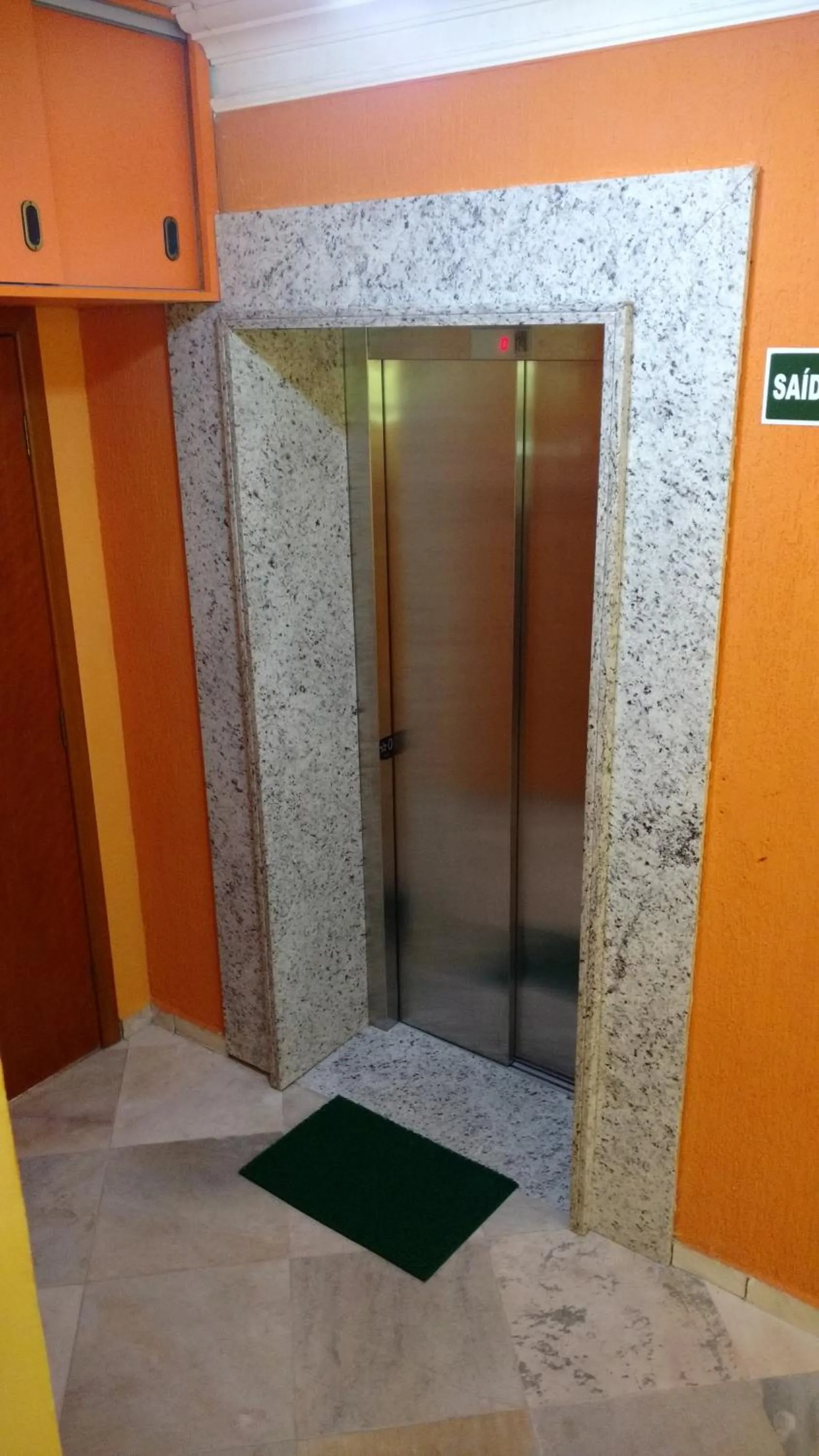 Decorative detail in Hotel Canto da Riviera