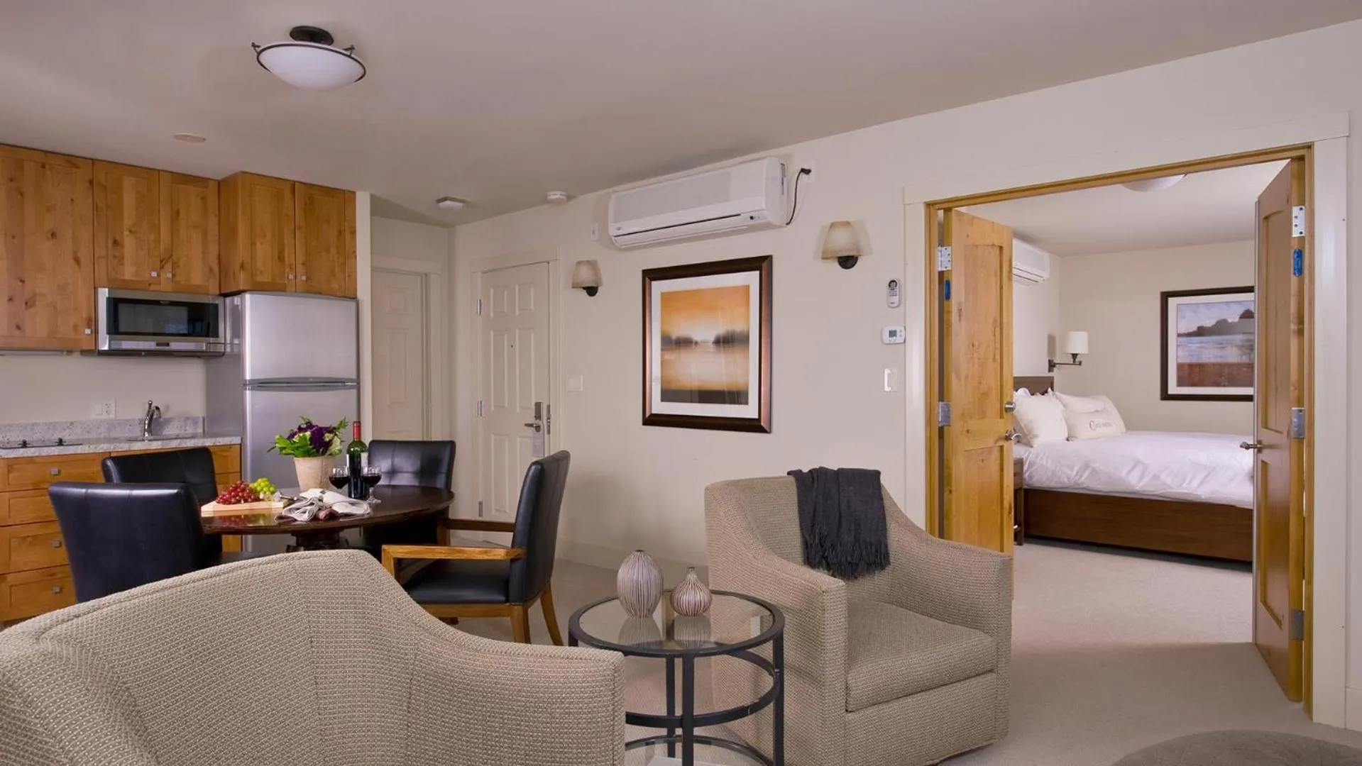 Bed in Hotel Columbia