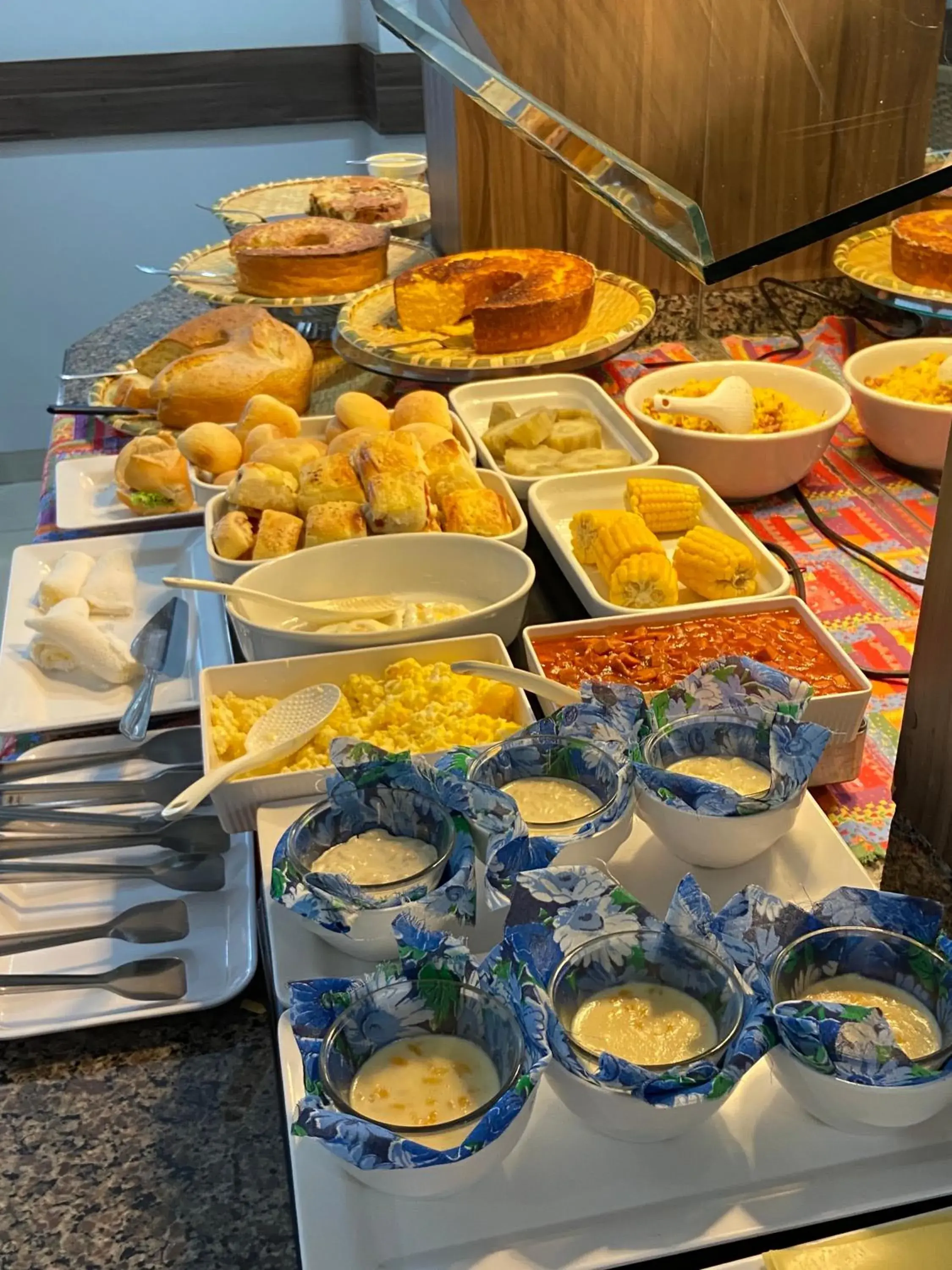 Food and drinks in Premier Pallace Hotel Food and drinks in Premier Pallace Hotel