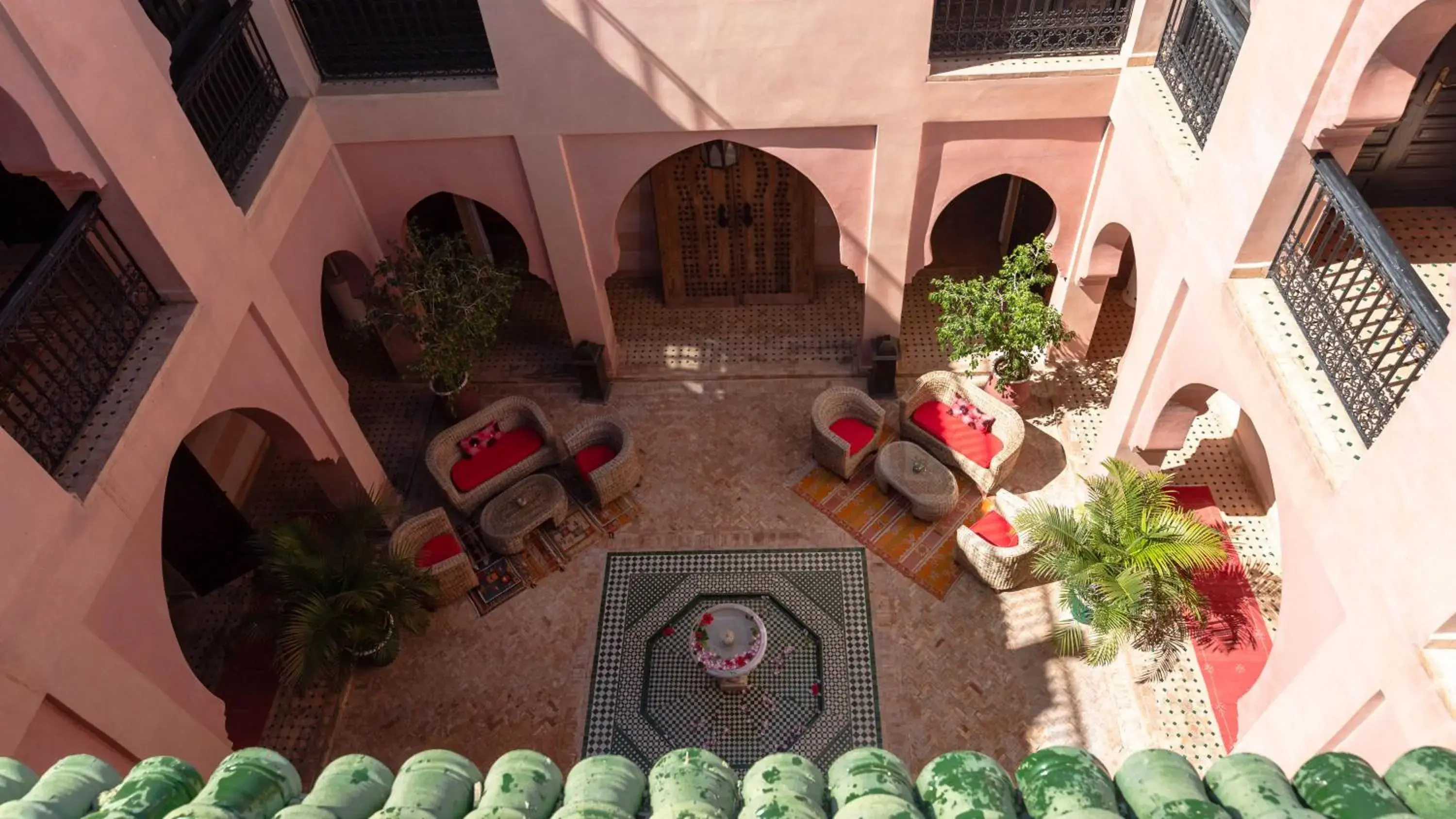 Inner courtyard view in L'OLIVERAIE DE L'ATLAS Inner courtyard view in L'OLIVERAIE DE L'ATLAS