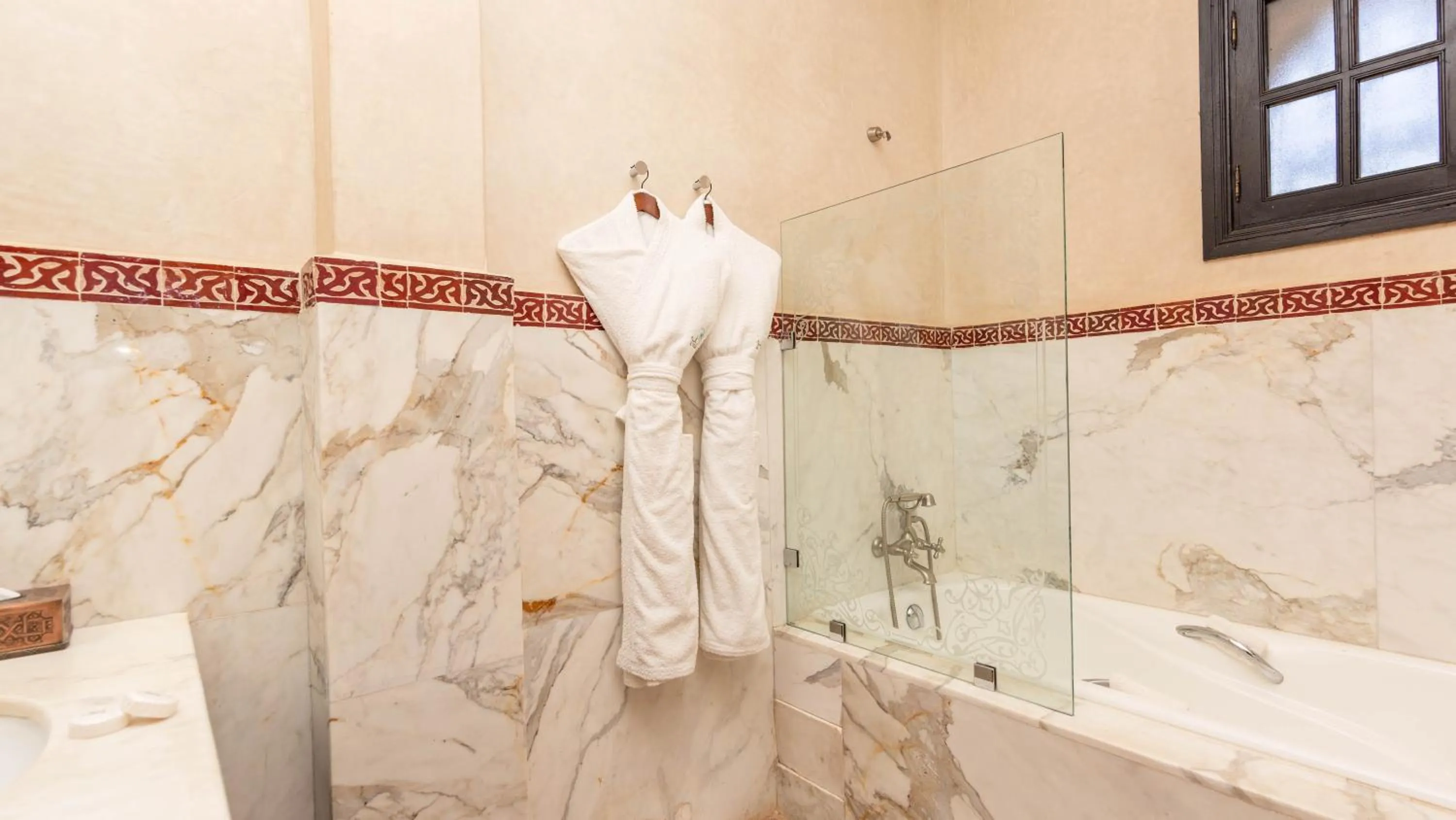 Bathroom in L'OLIVERAIE DE L'ATLAS