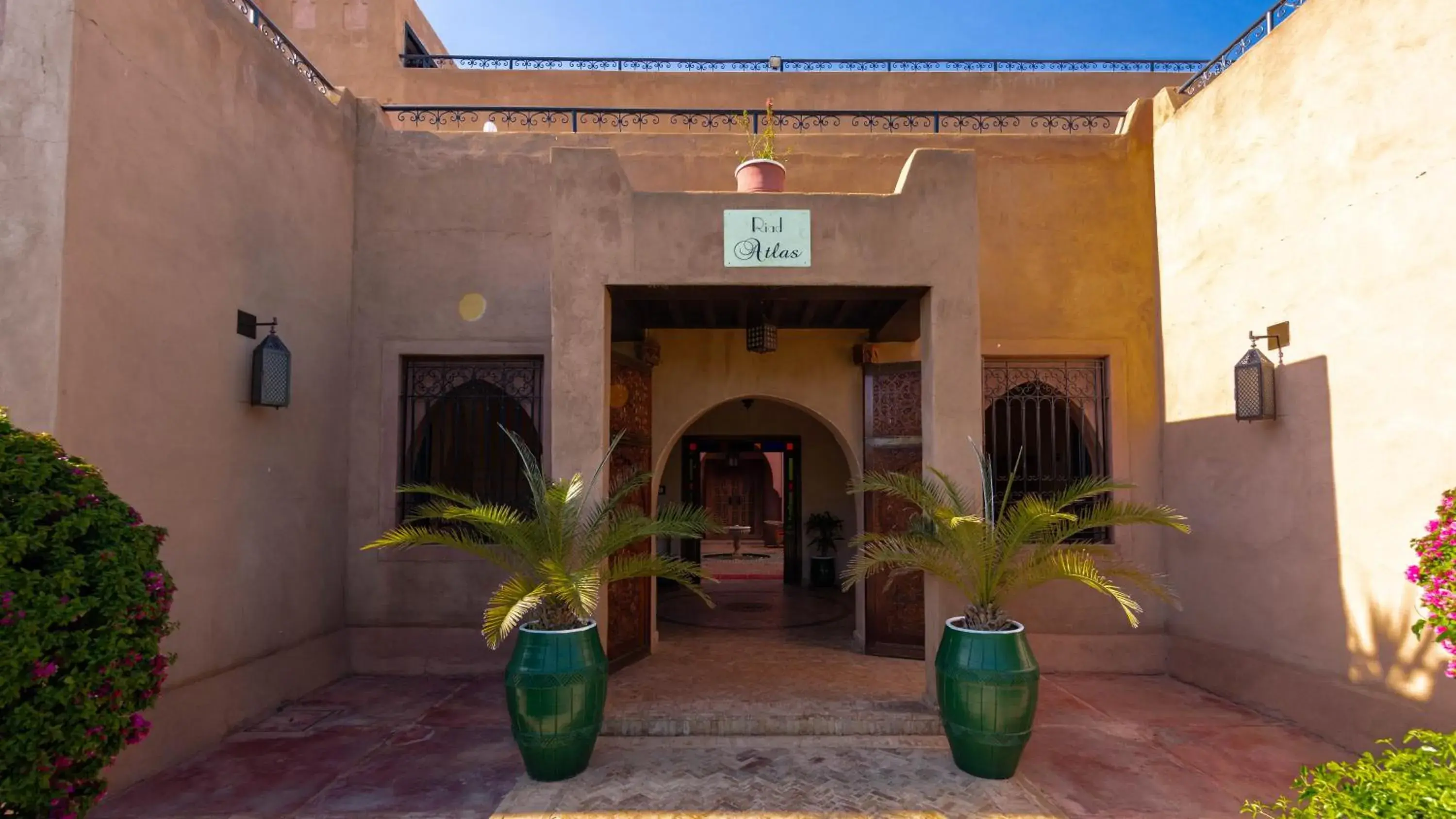 Facade/entrance in L'OLIVERAIE DE L'ATLAS Facade/entrance in L'OLIVERAIE DE L'ATLAS