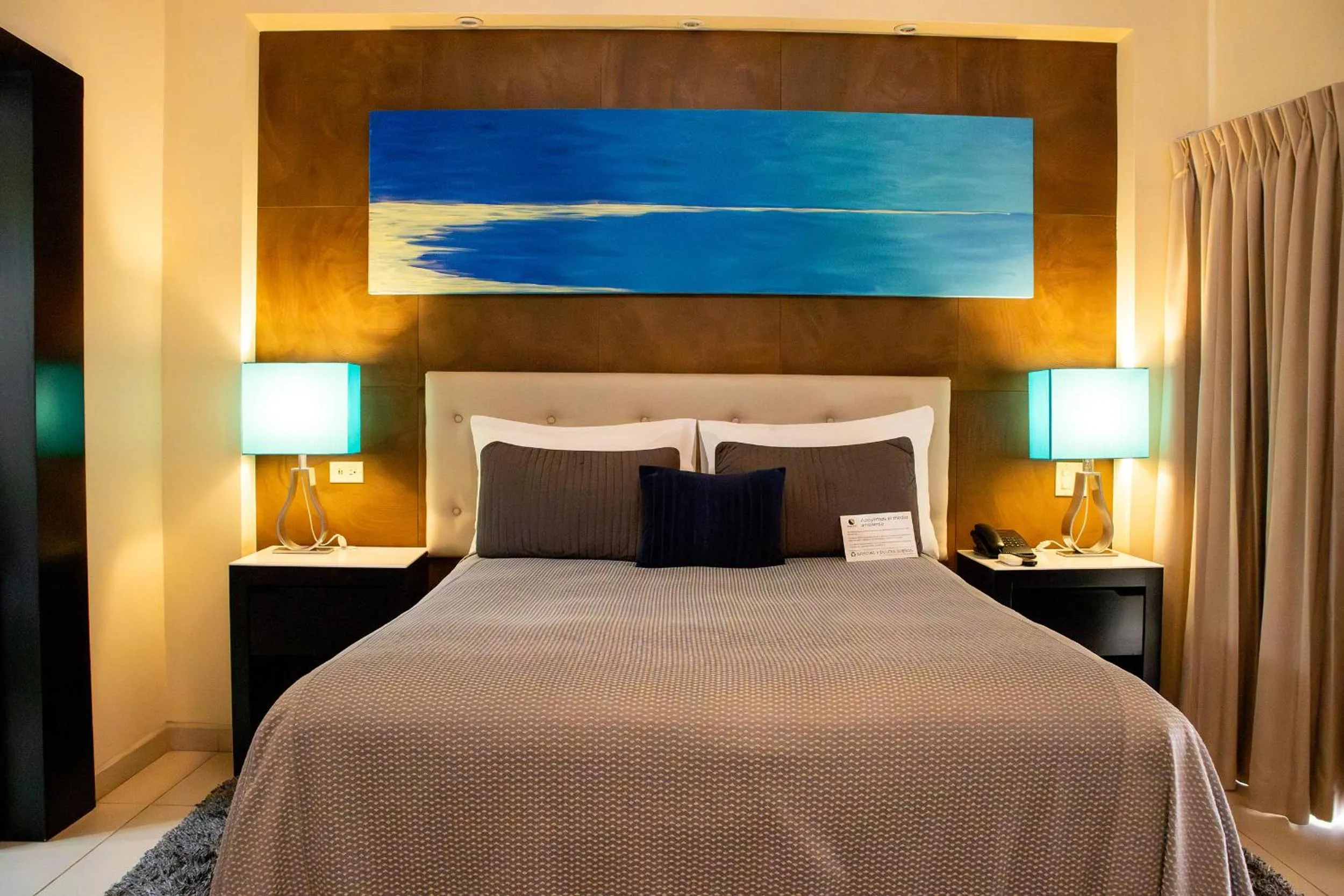 Bed in Baja Inn Hoteles Ensenada