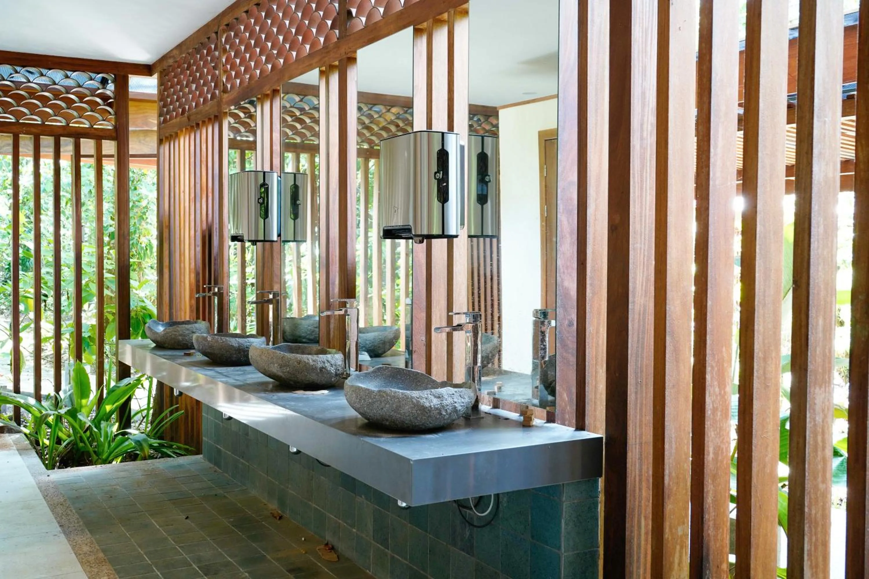 Public Bath in Pachira Lodge