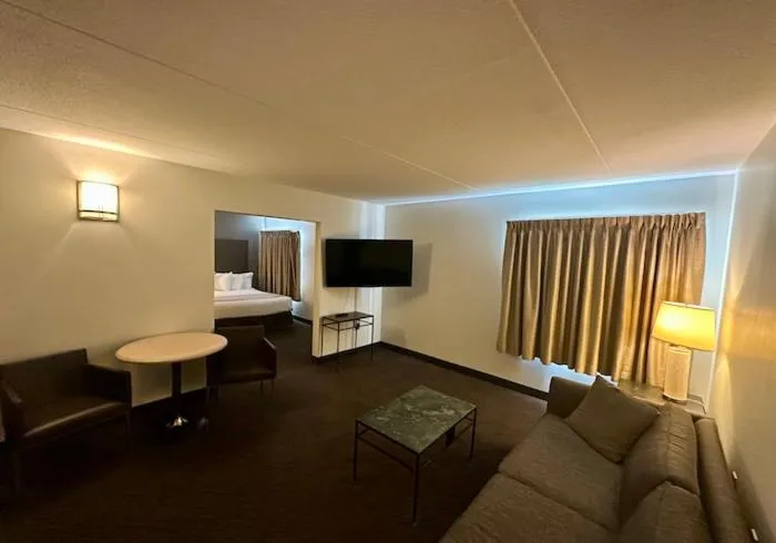 Heritage Inn Hotel & Convention Centre - Brooks