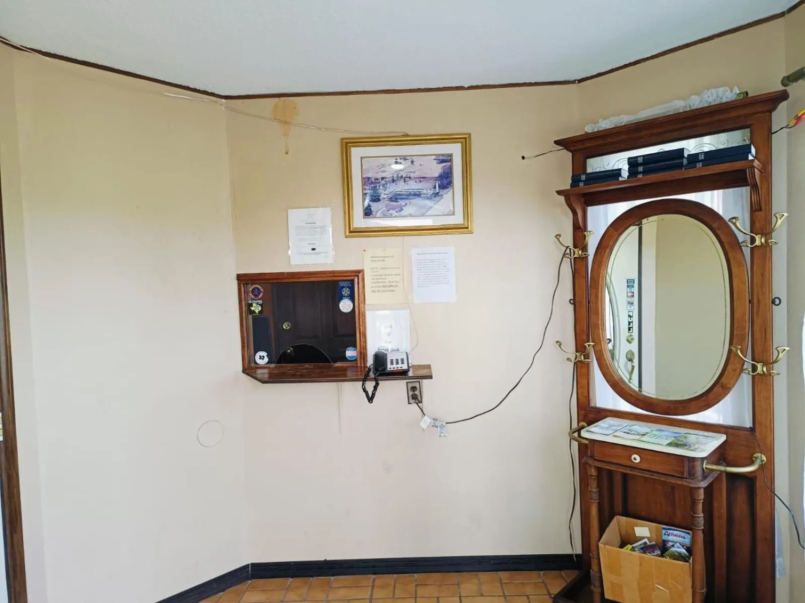 Lobby or reception in Victorian Inn Athens TX