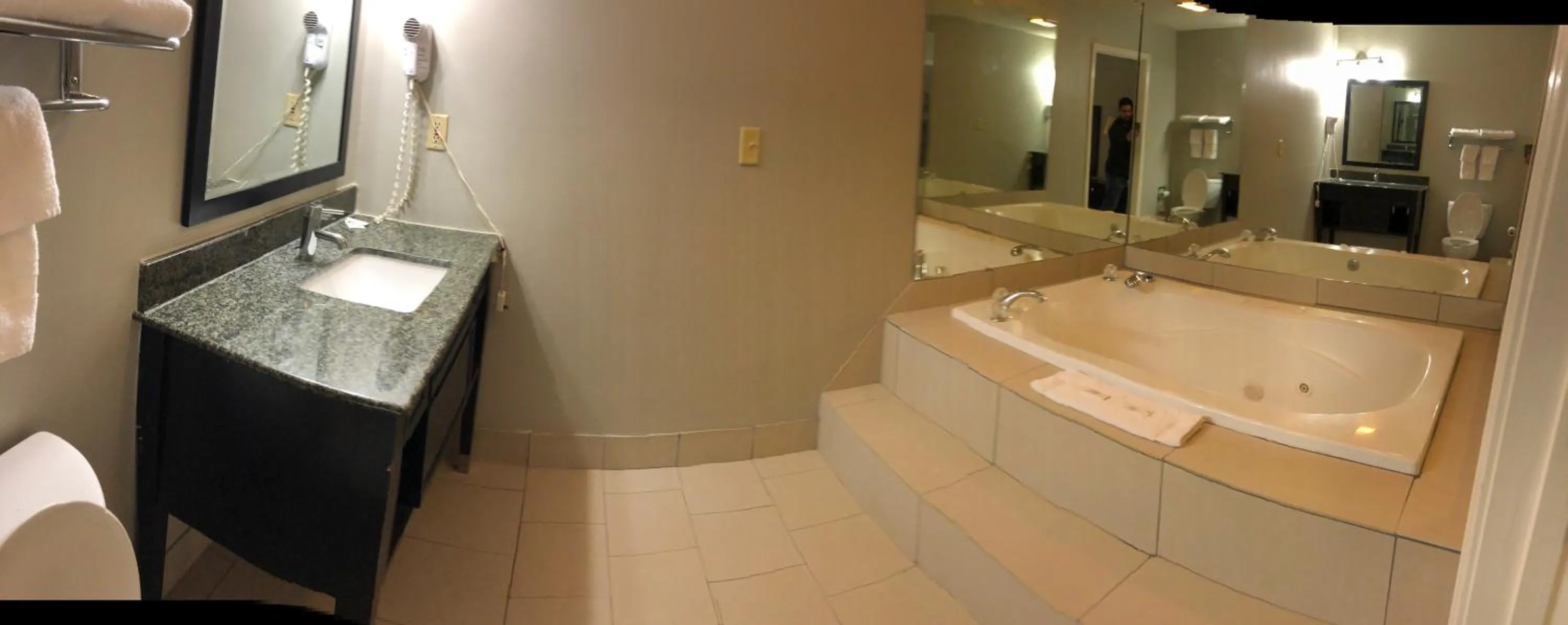 Deerfield Inn and Suites - Fairview