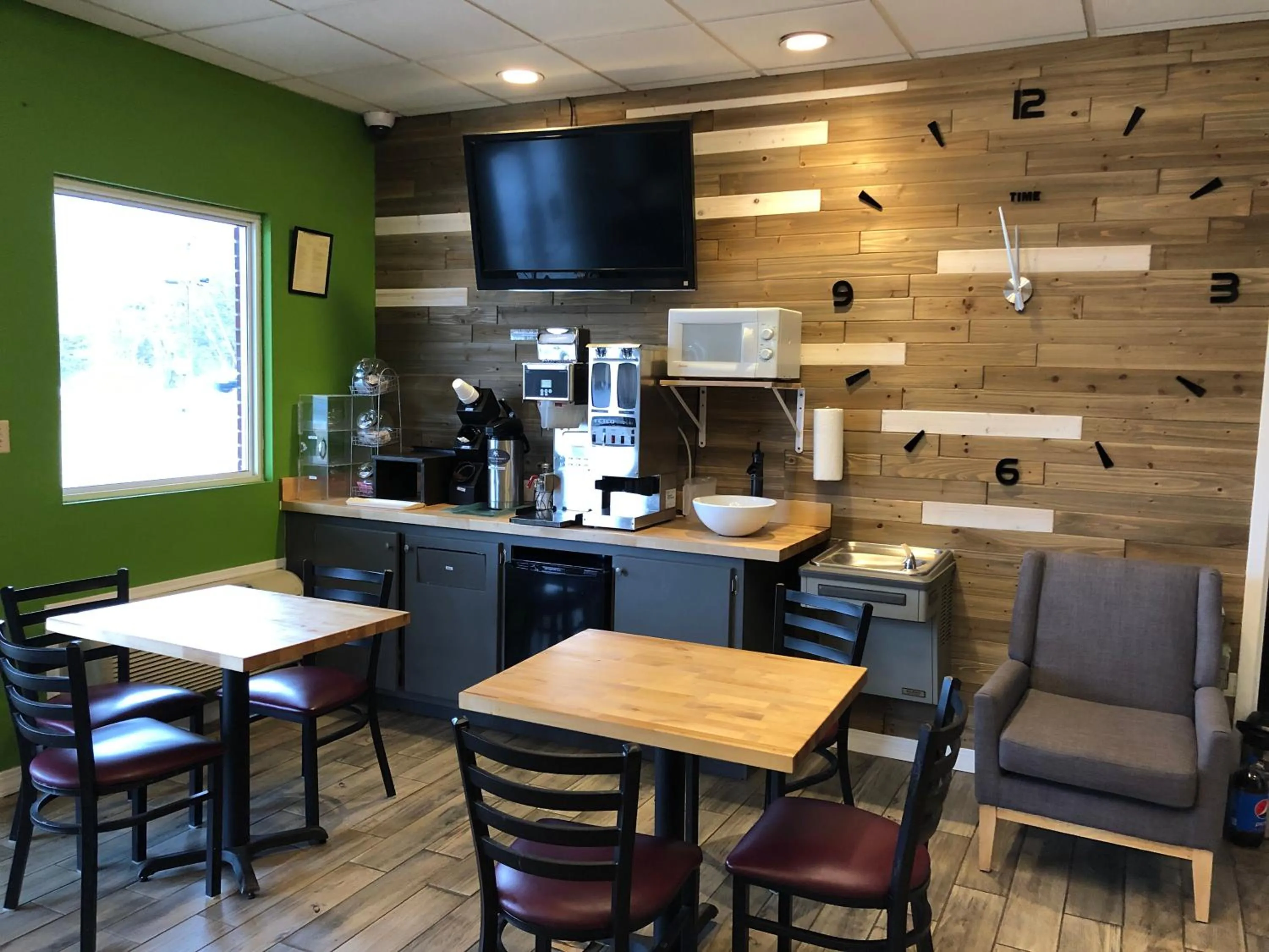 Lobby or reception in Deerfield Inn and Suites - Fairview