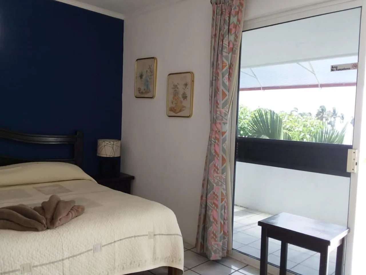 Photo of the whole room, Bed in Hotel Casa Chacala