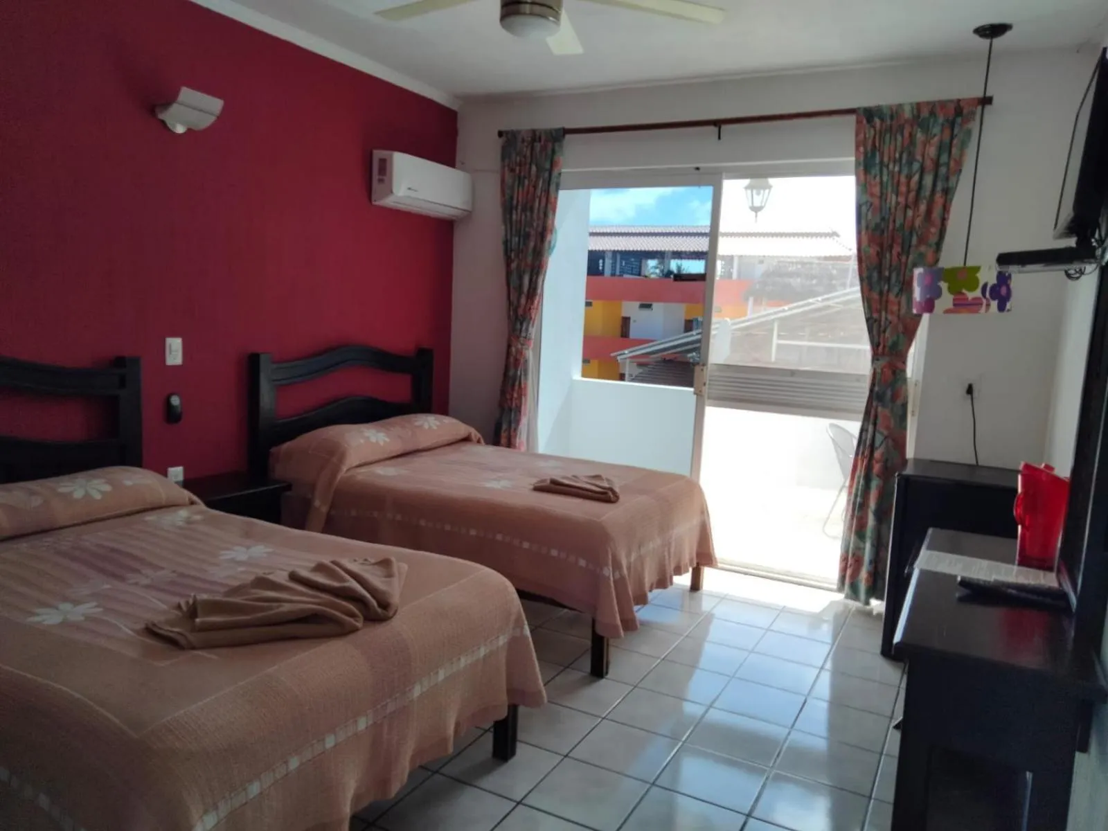 Photo of the whole room, Bed in Hotel Casa Chacala