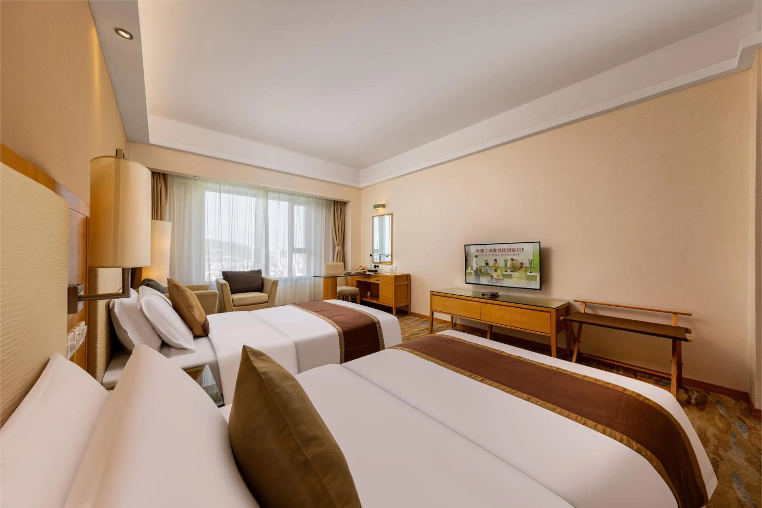 Bed in Weihai Haiyue Jianguo Hotel