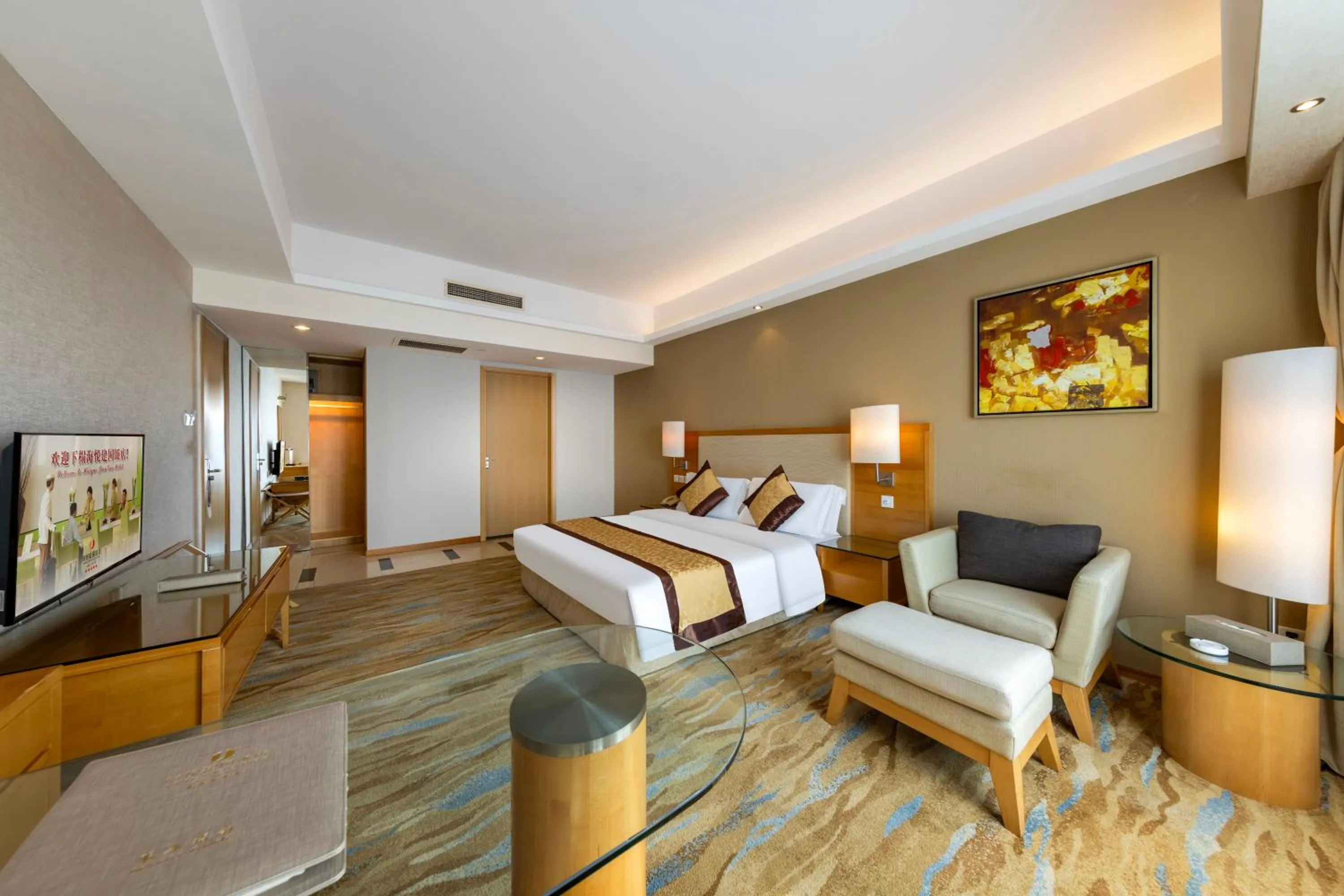 Bedroom, Bed in Weihai Haiyue Jianguo Hotel