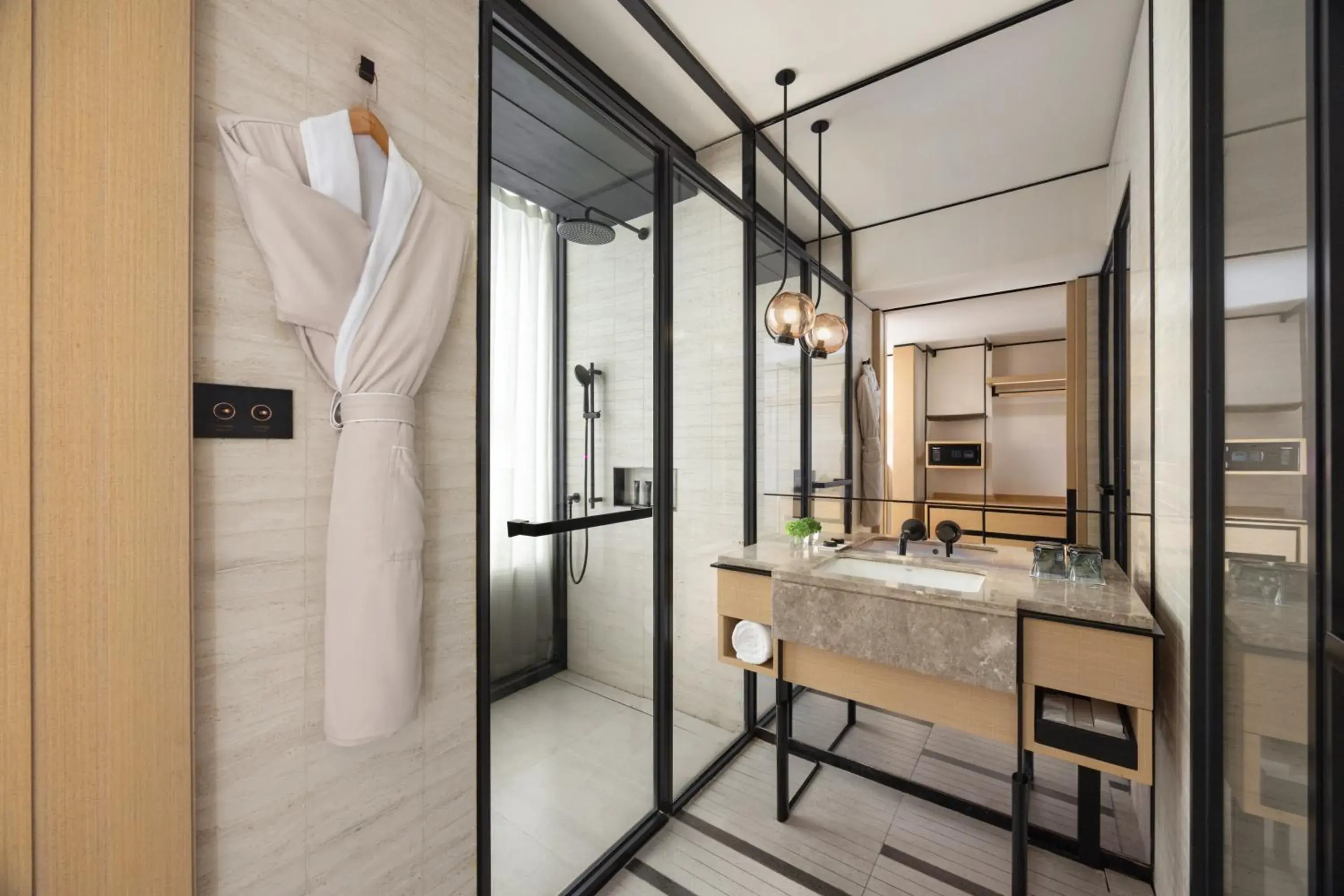 Standard Double Room - single occupancy in Mumian Shenzhen Luohu JDV by Hyatt Standard Double Room - single occupancy in Mumian Shenzhen Luohu JDV by Hyatt